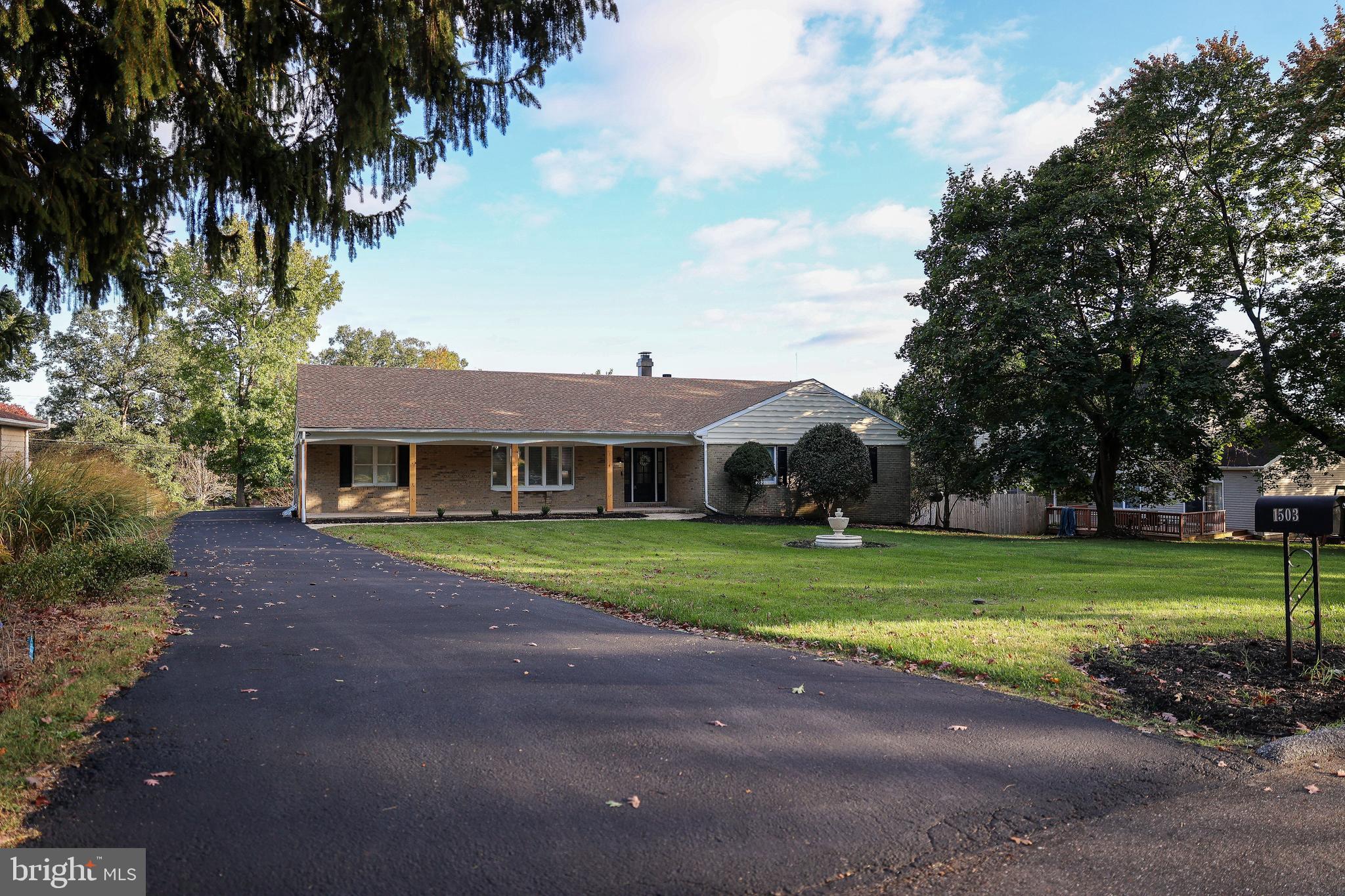 WOODBRIDGE VALLEY - Residential