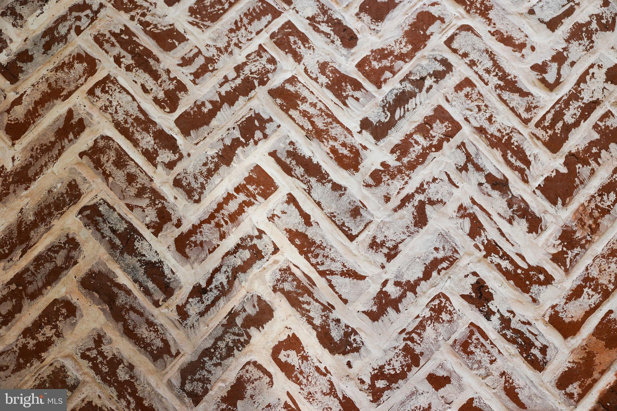 WOODBRIDGE VALLEY - Residential