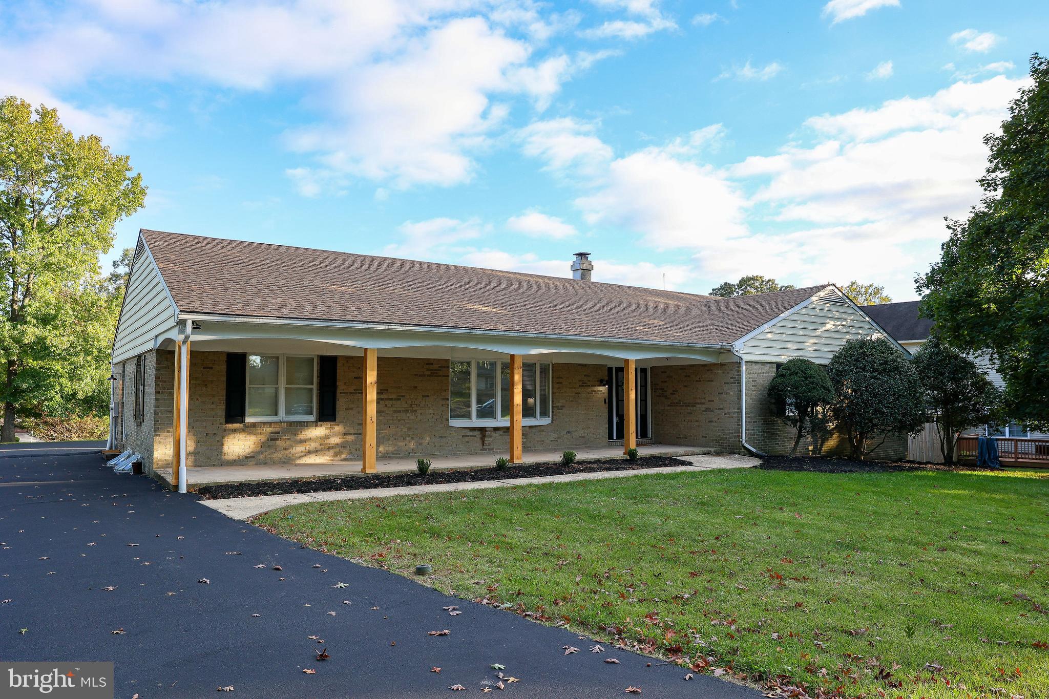 WOODBRIDGE VALLEY - Residential