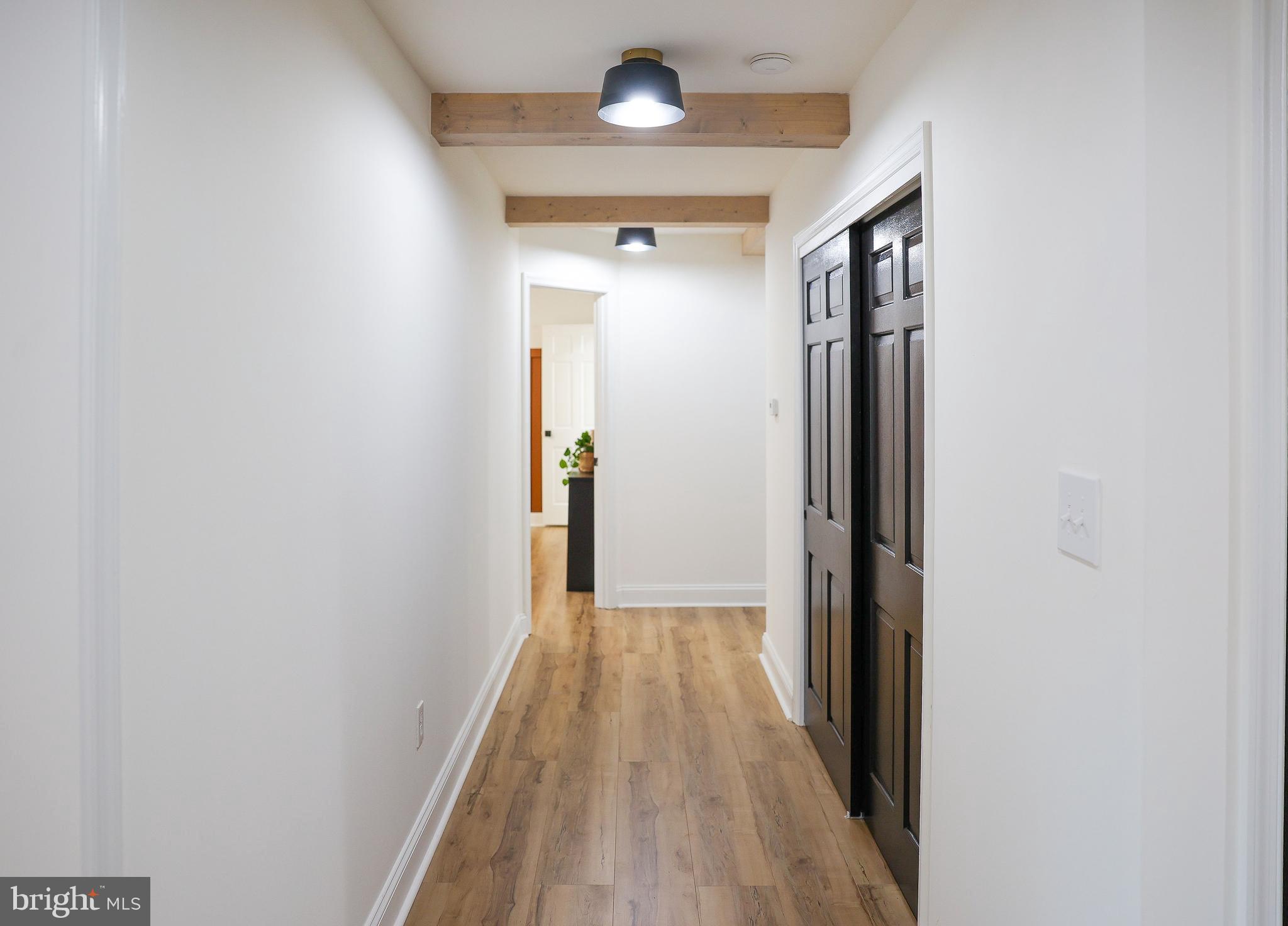 WOODBRIDGE VALLEY - Residential