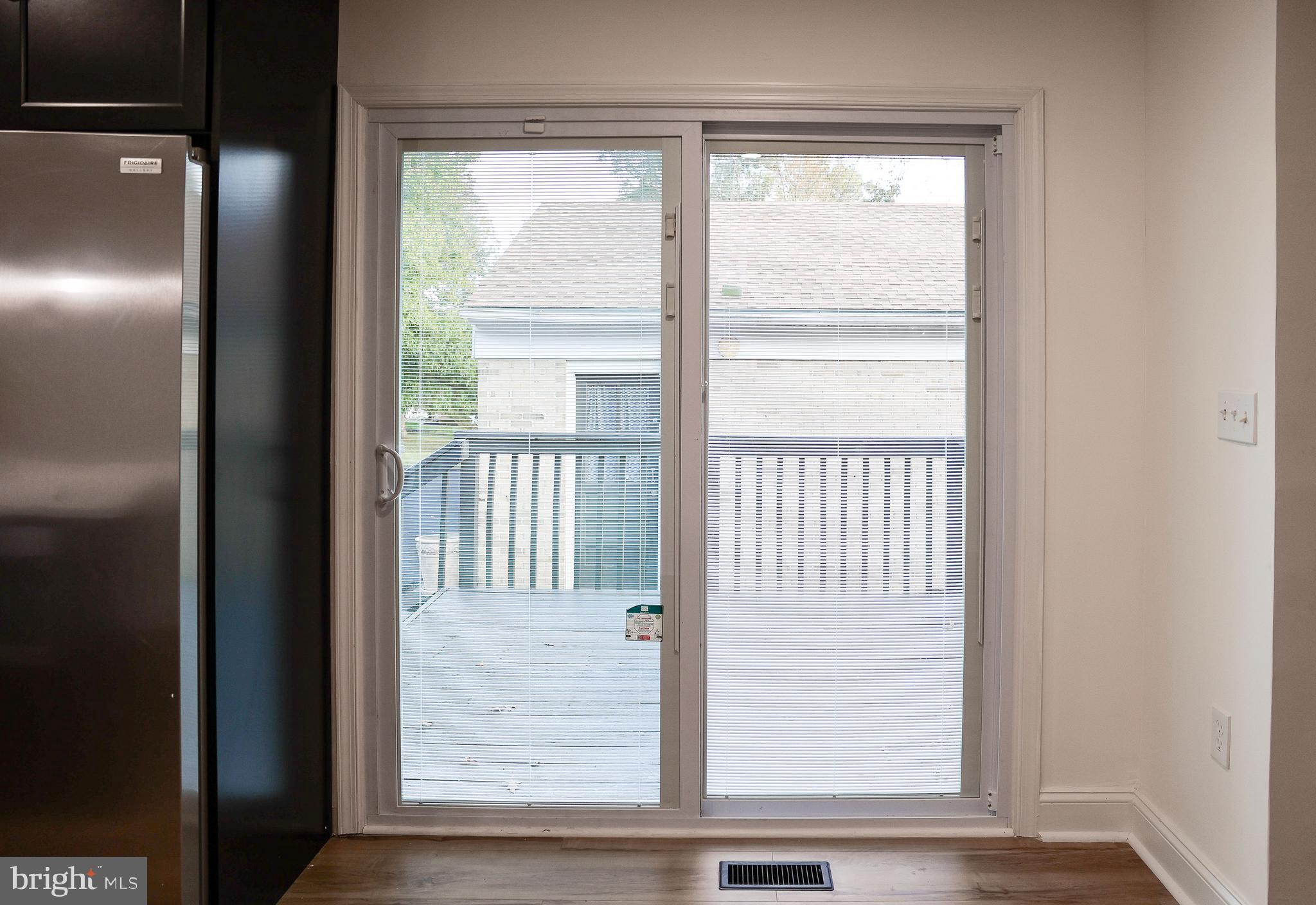 WOODBRIDGE VALLEY - Residential