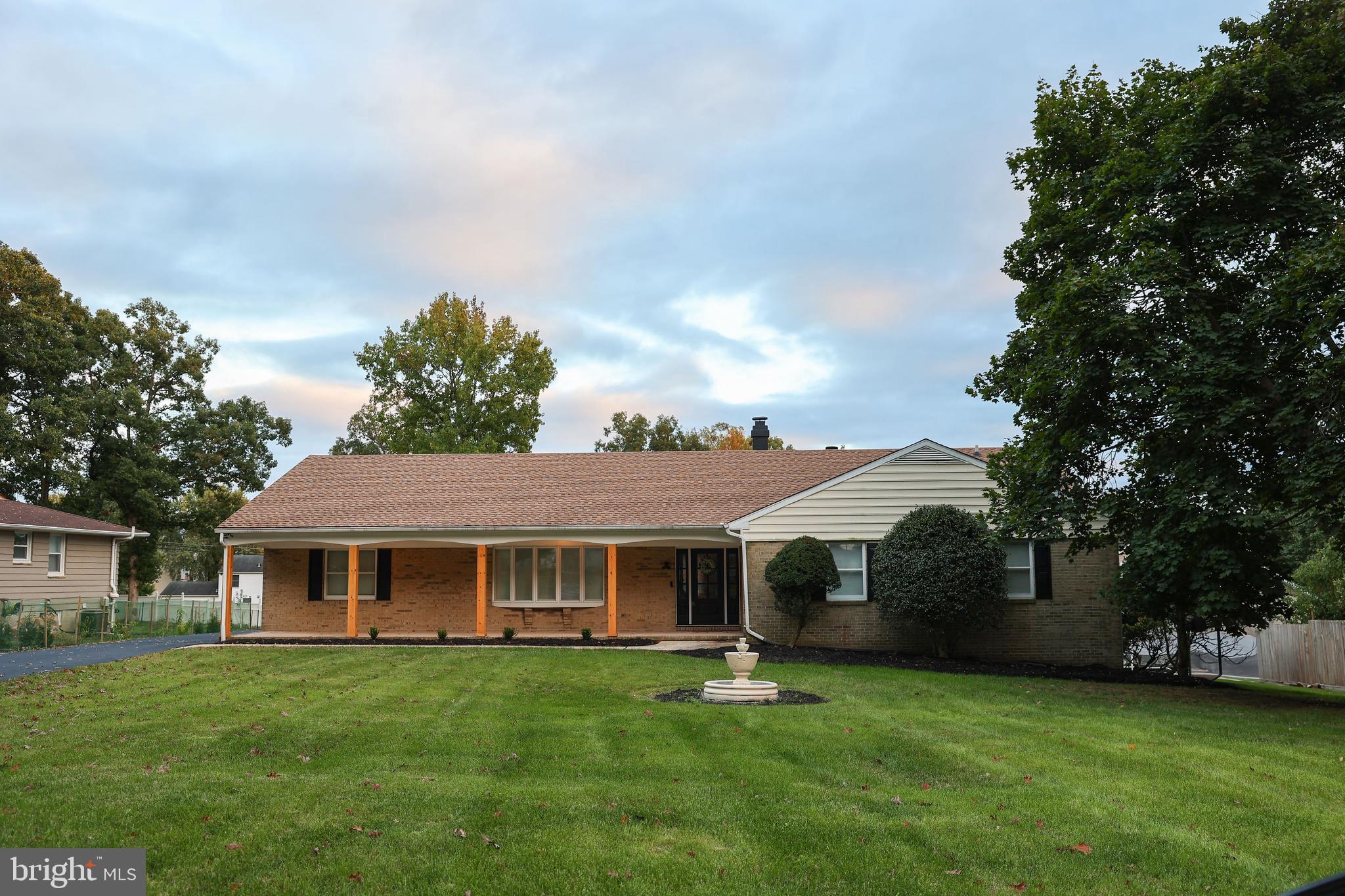 WOODBRIDGE VALLEY - Residential