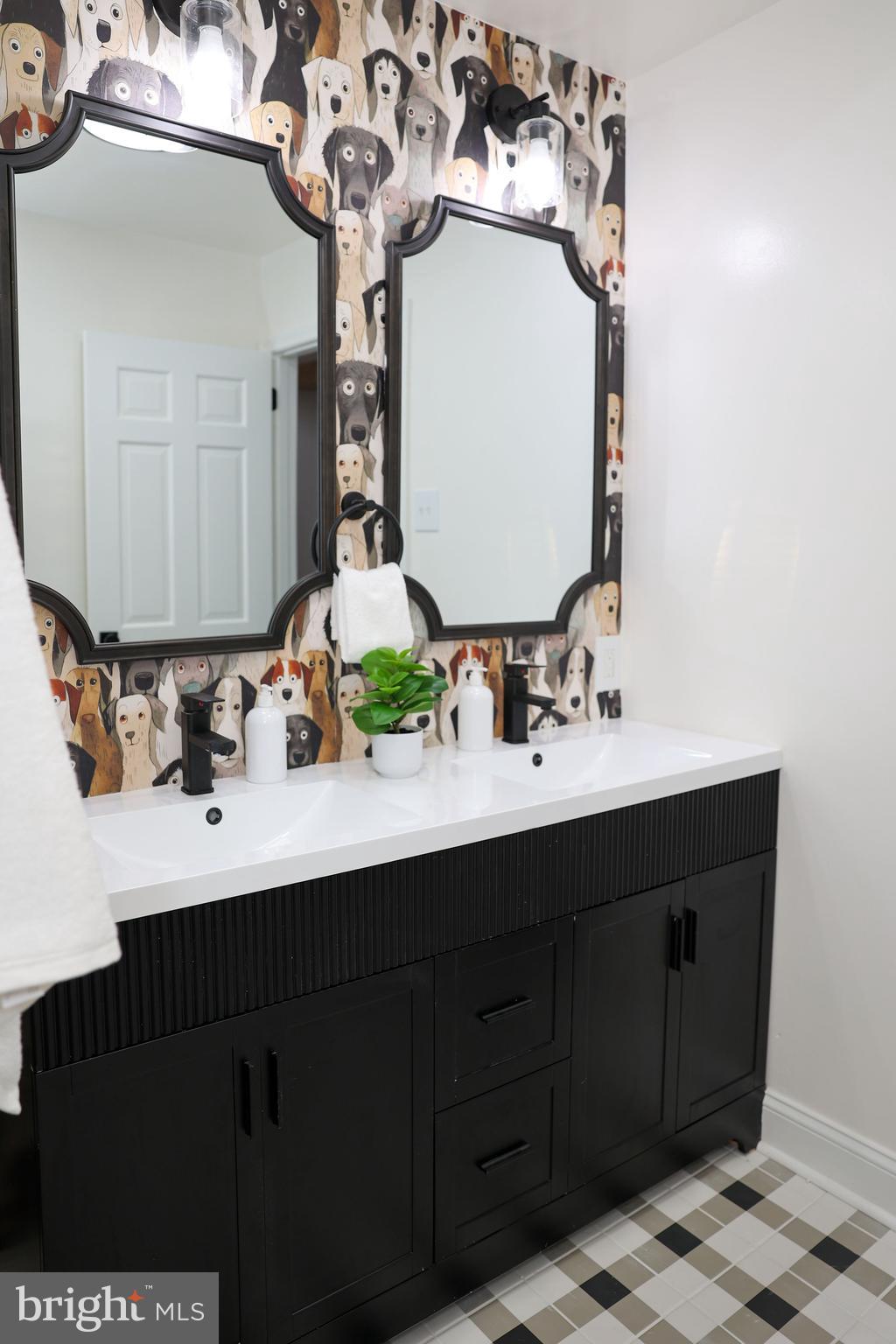 WOODBRIDGE VALLEY - Residential