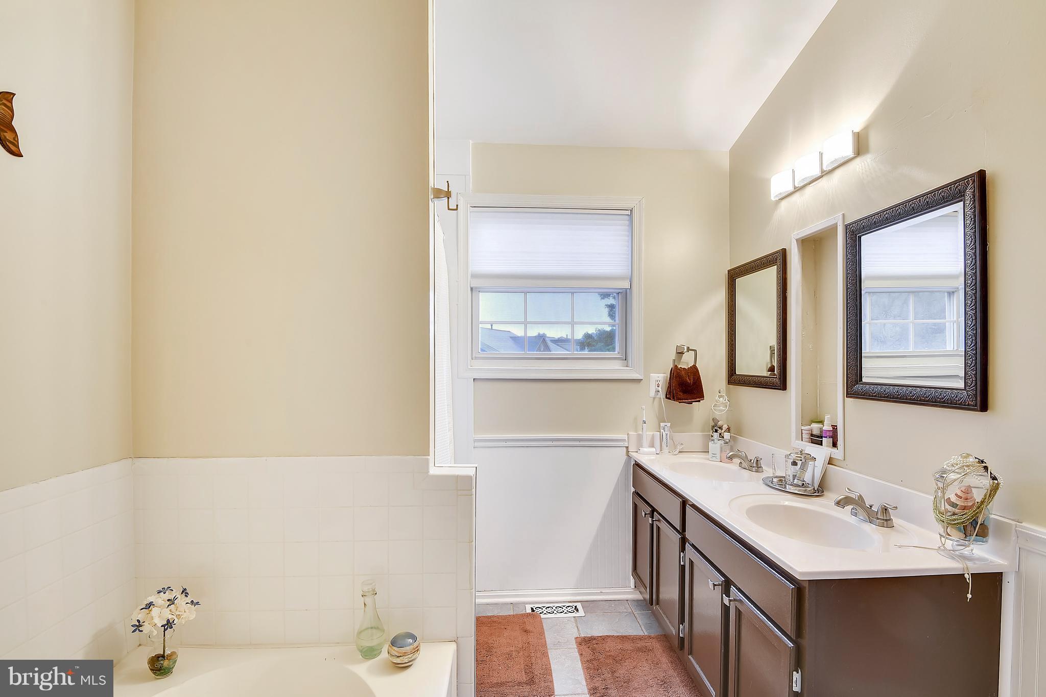 PINE VALLEY - Residential