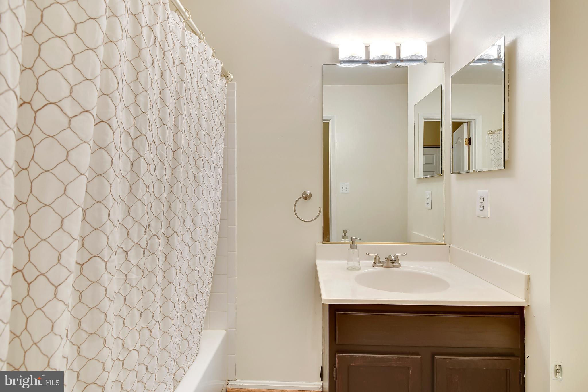 PINE VALLEY - Residential