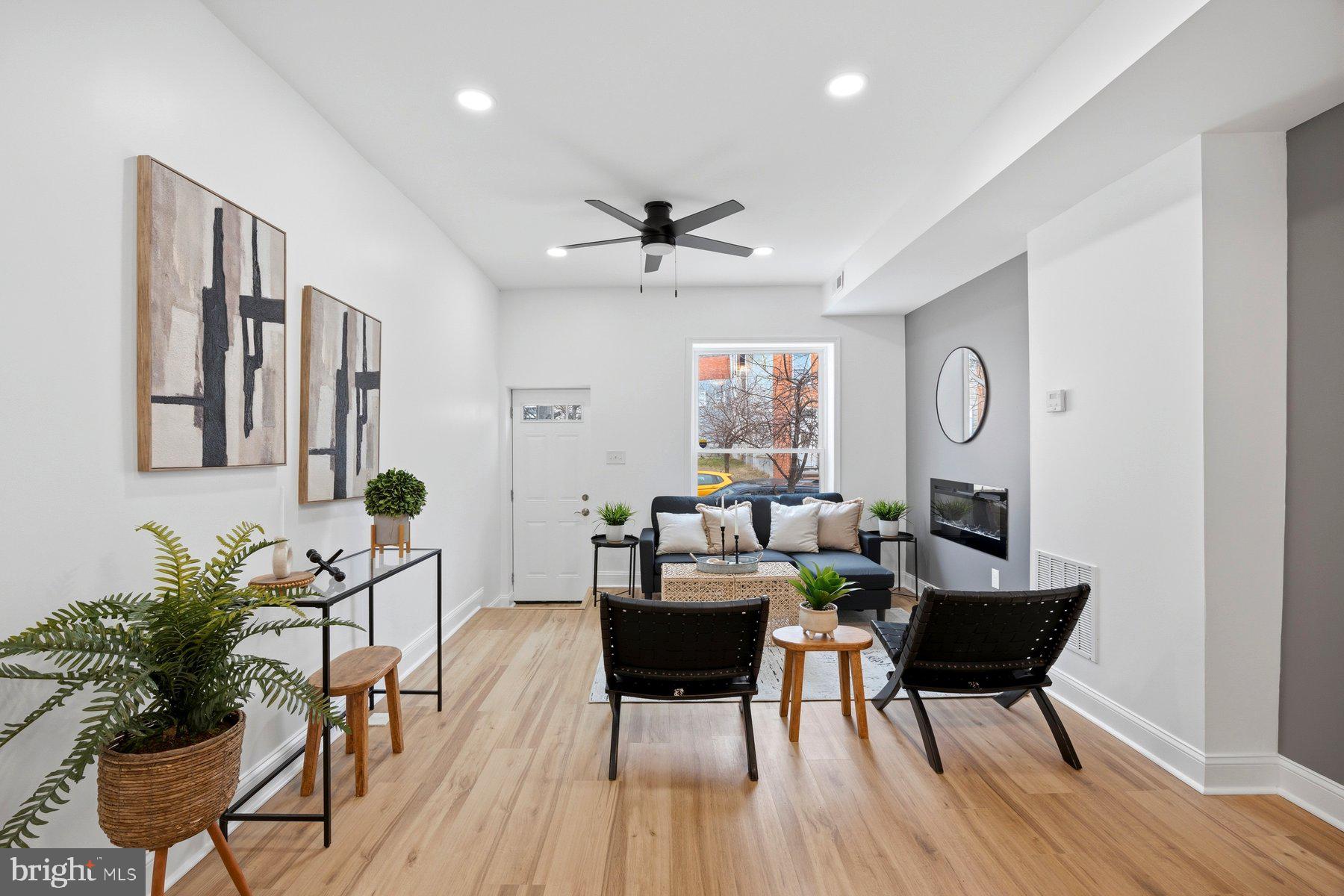 MILTON-MONTFORD - Residential