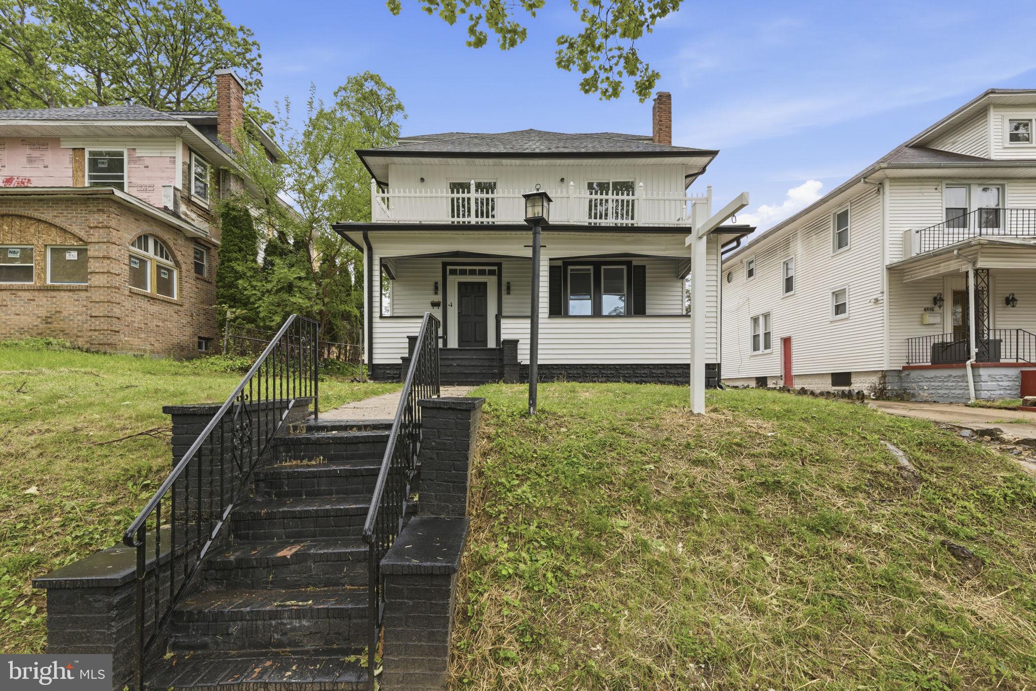 GARWYN OAKS - Residential