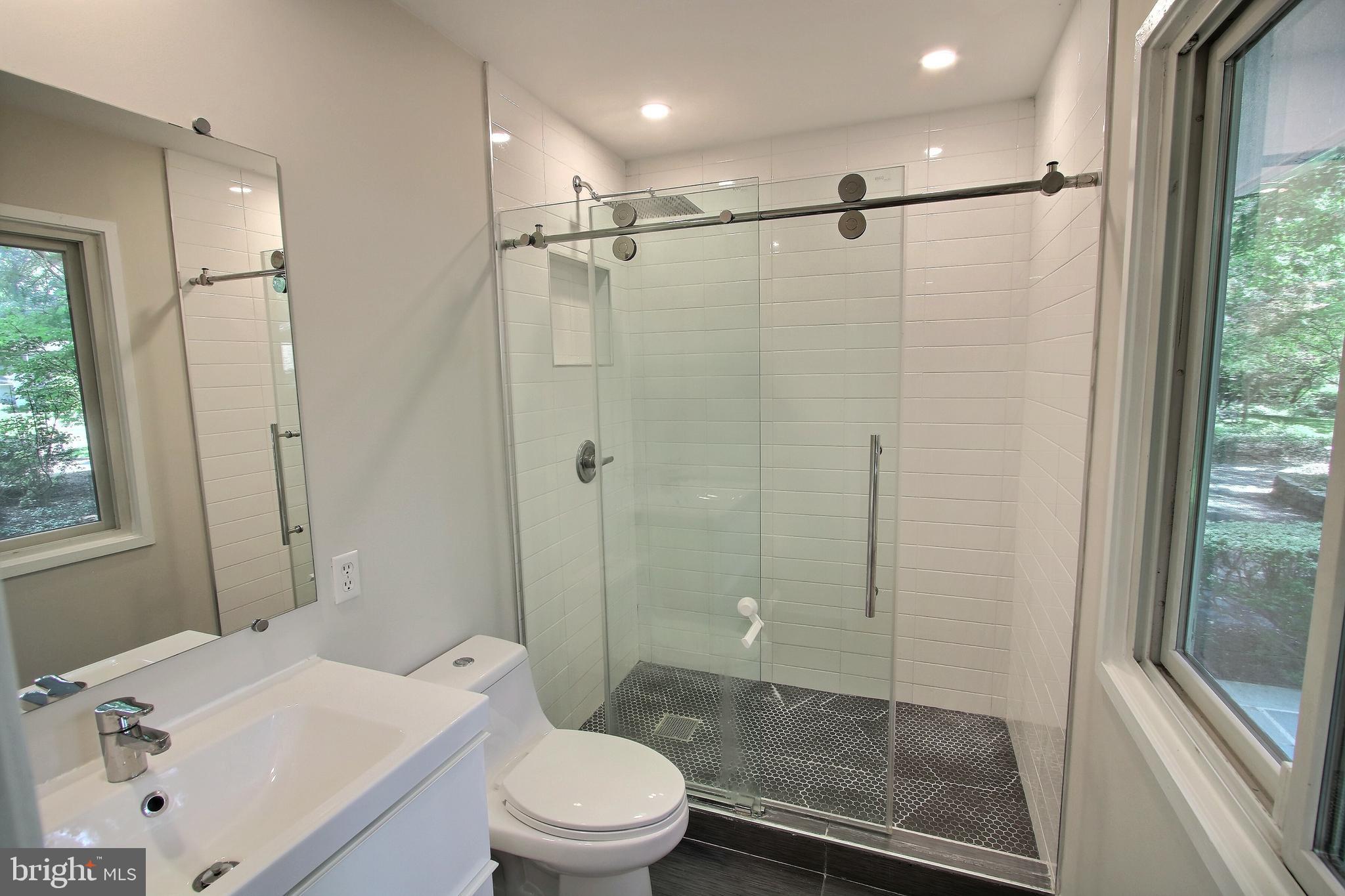 CARDEROCK SPRINGS - Residential