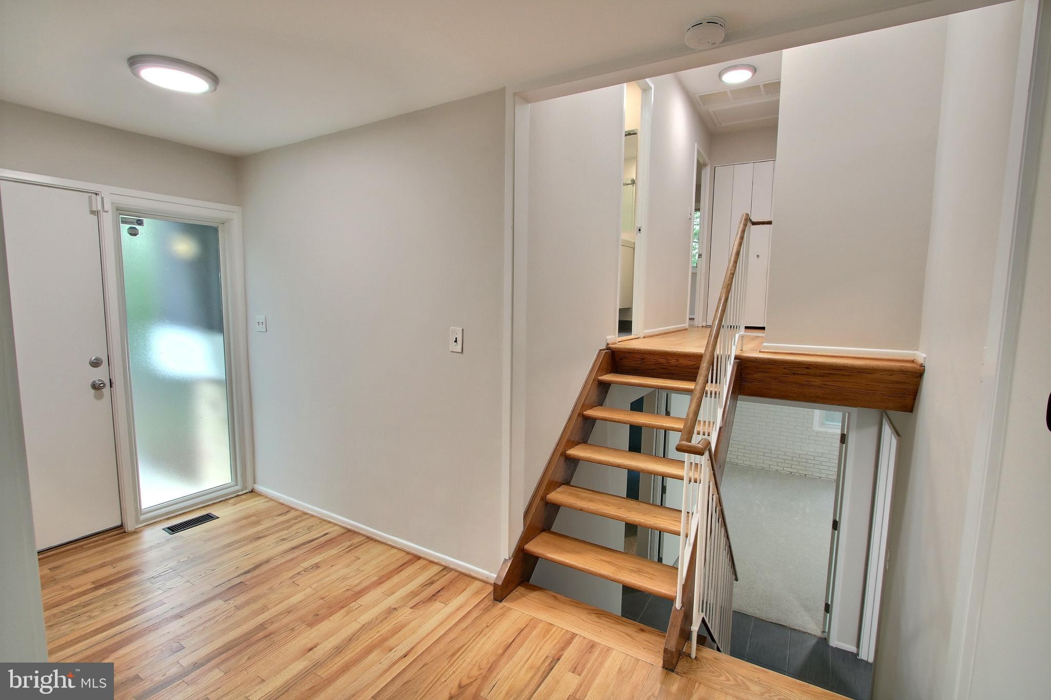 CARDEROCK SPRINGS - Residential