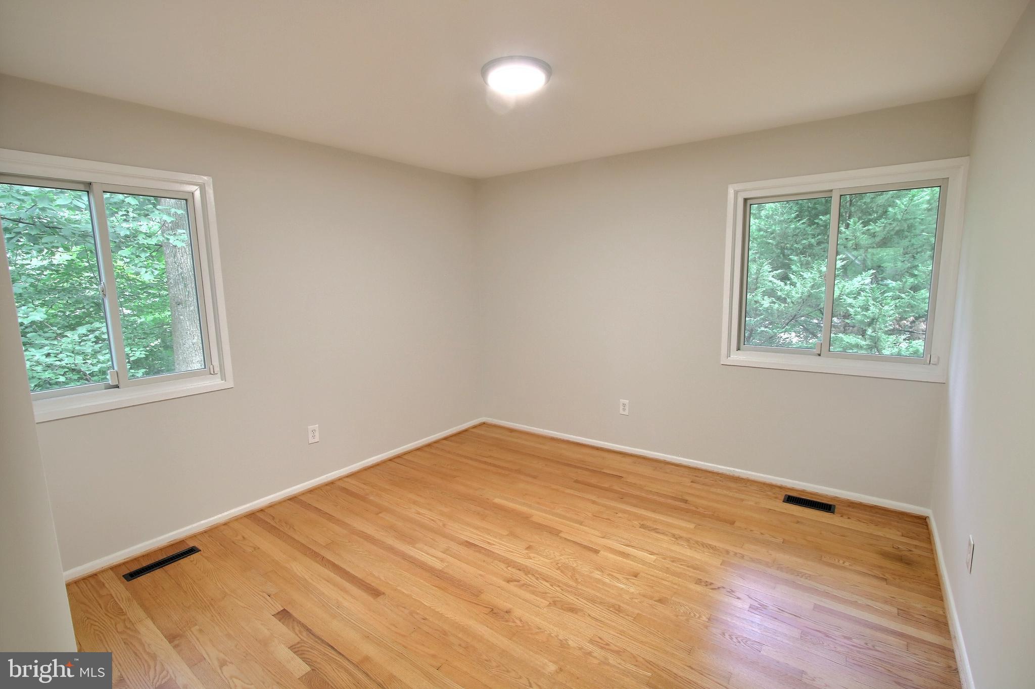 CARDEROCK SPRINGS - Residential