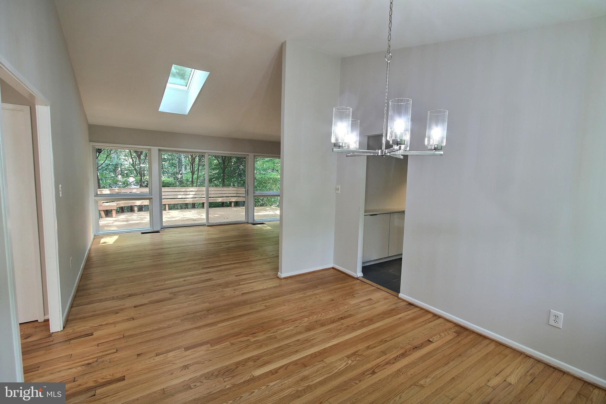 CARDEROCK SPRINGS - Residential