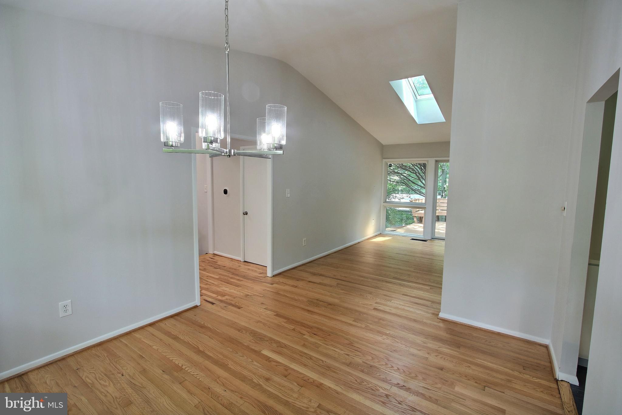 CARDEROCK SPRINGS - Residential