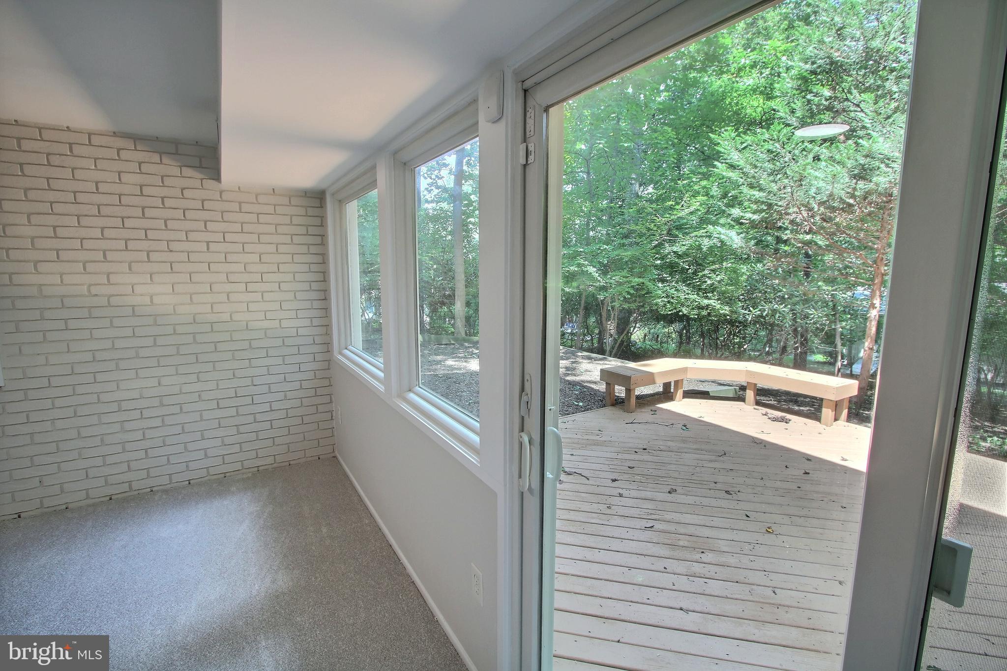 CARDEROCK SPRINGS - Residential