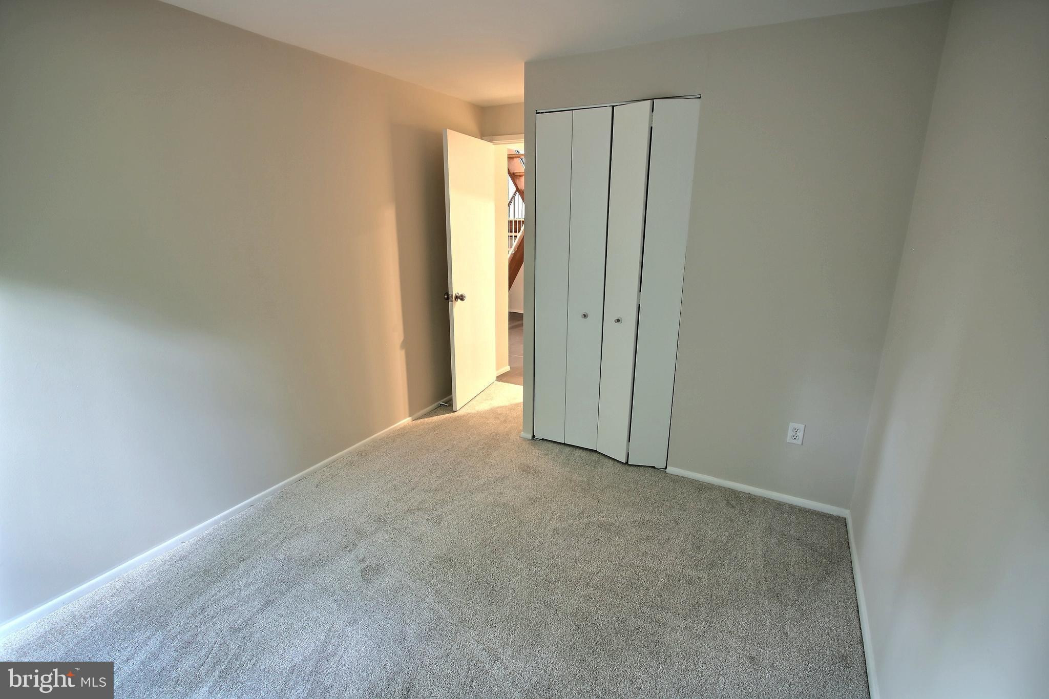 CARDEROCK SPRINGS - Residential