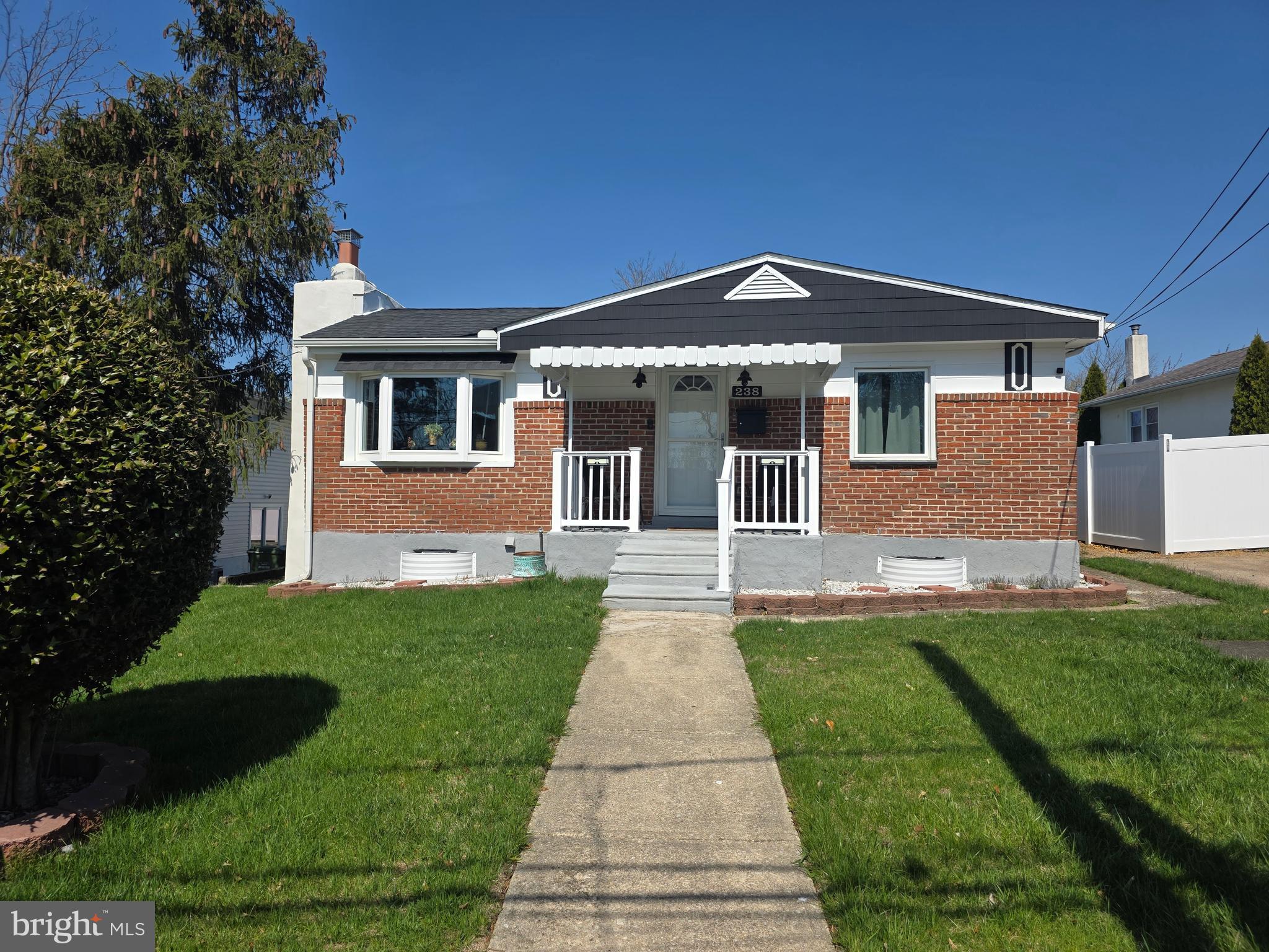 NORTH HILLS - Residential