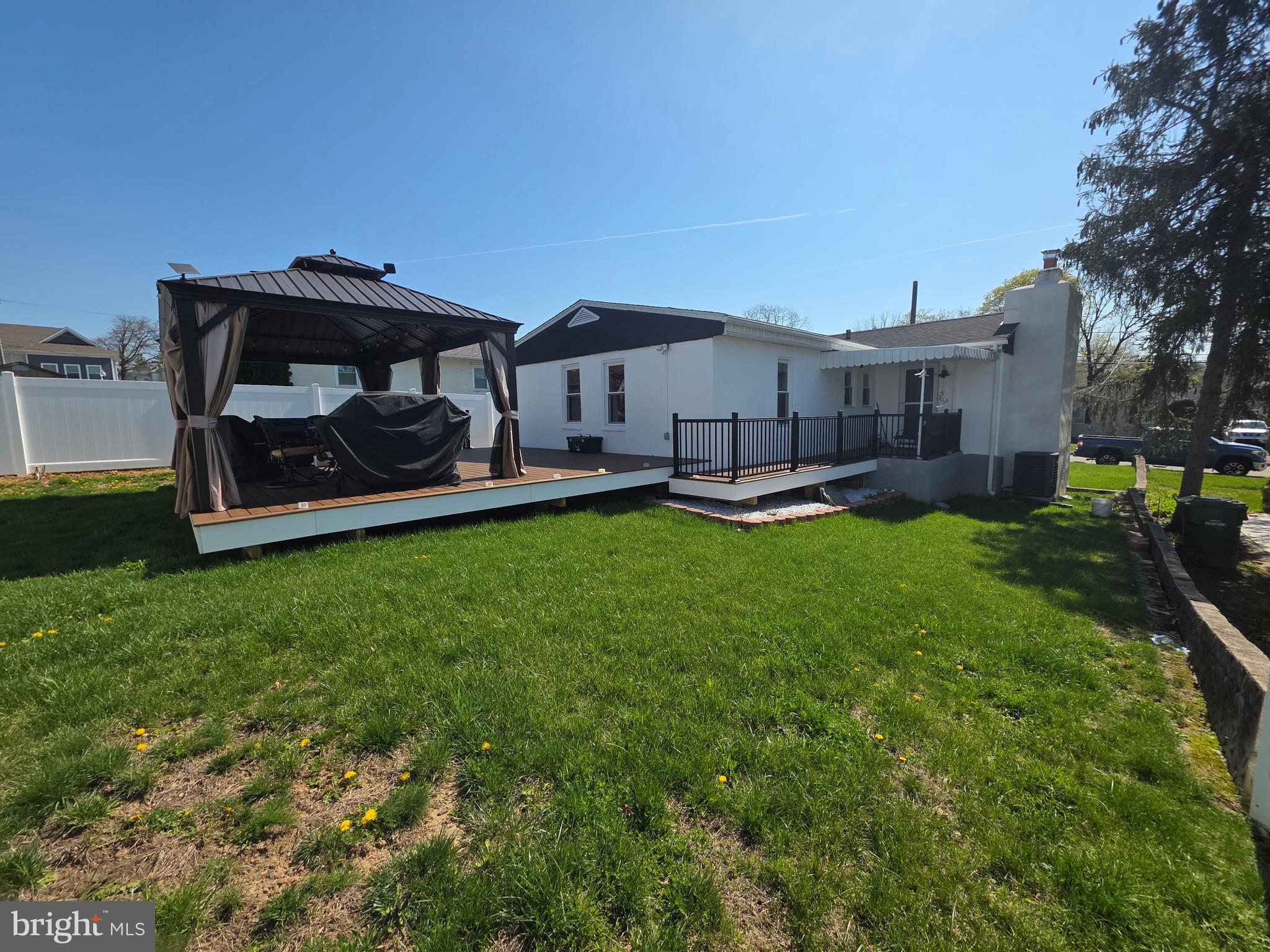 NORTH HILLS - Residential