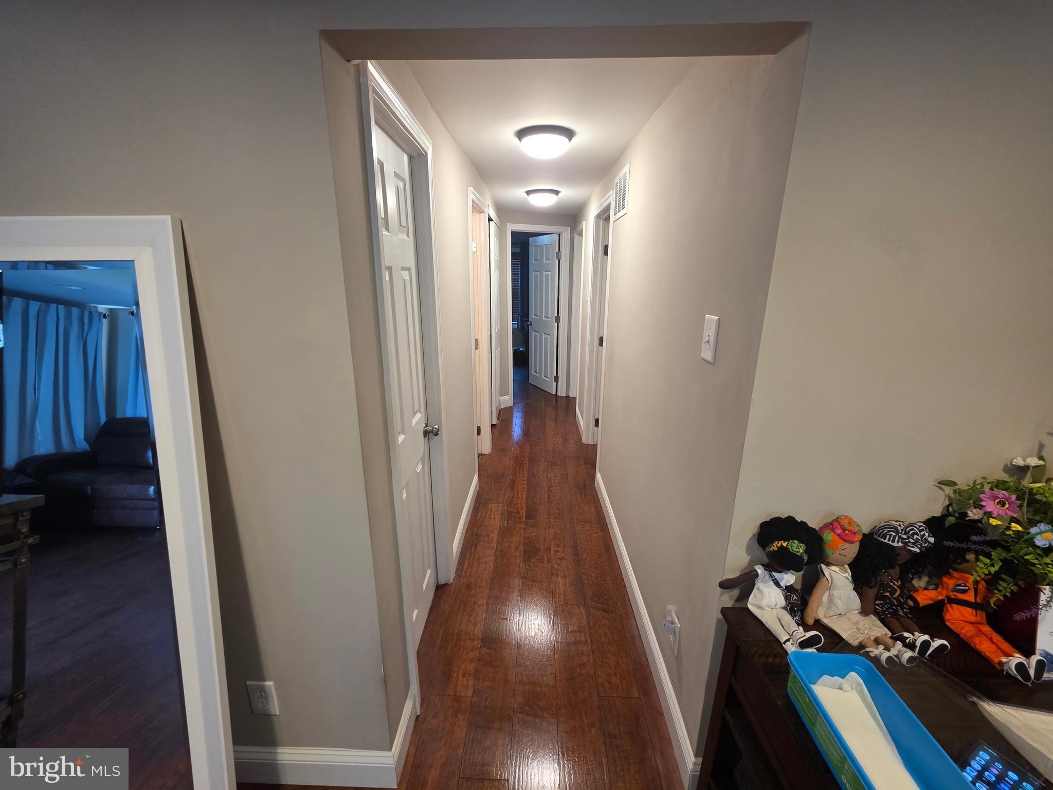 NORTH HILLS - Residential