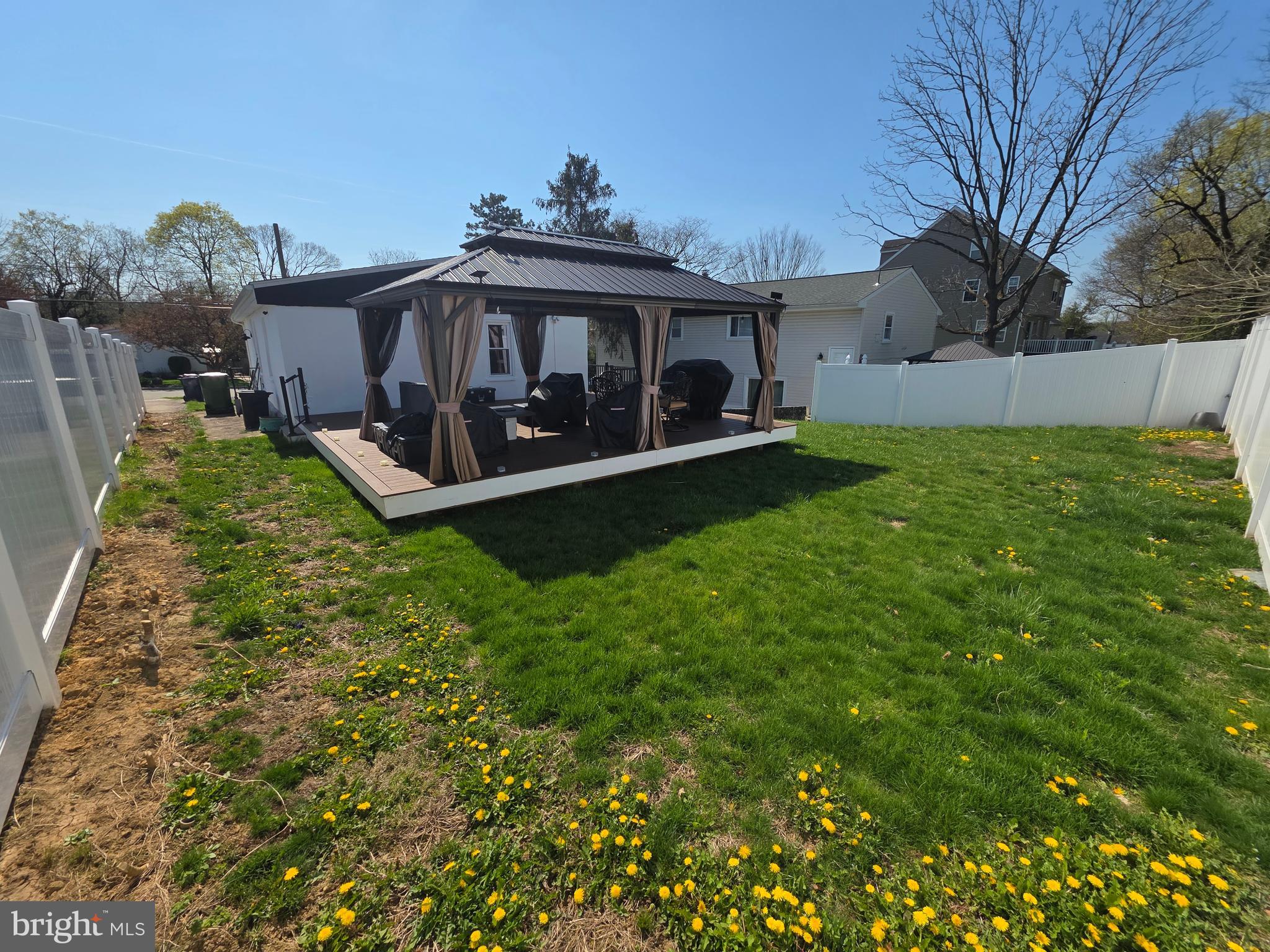 NORTH HILLS - Residential