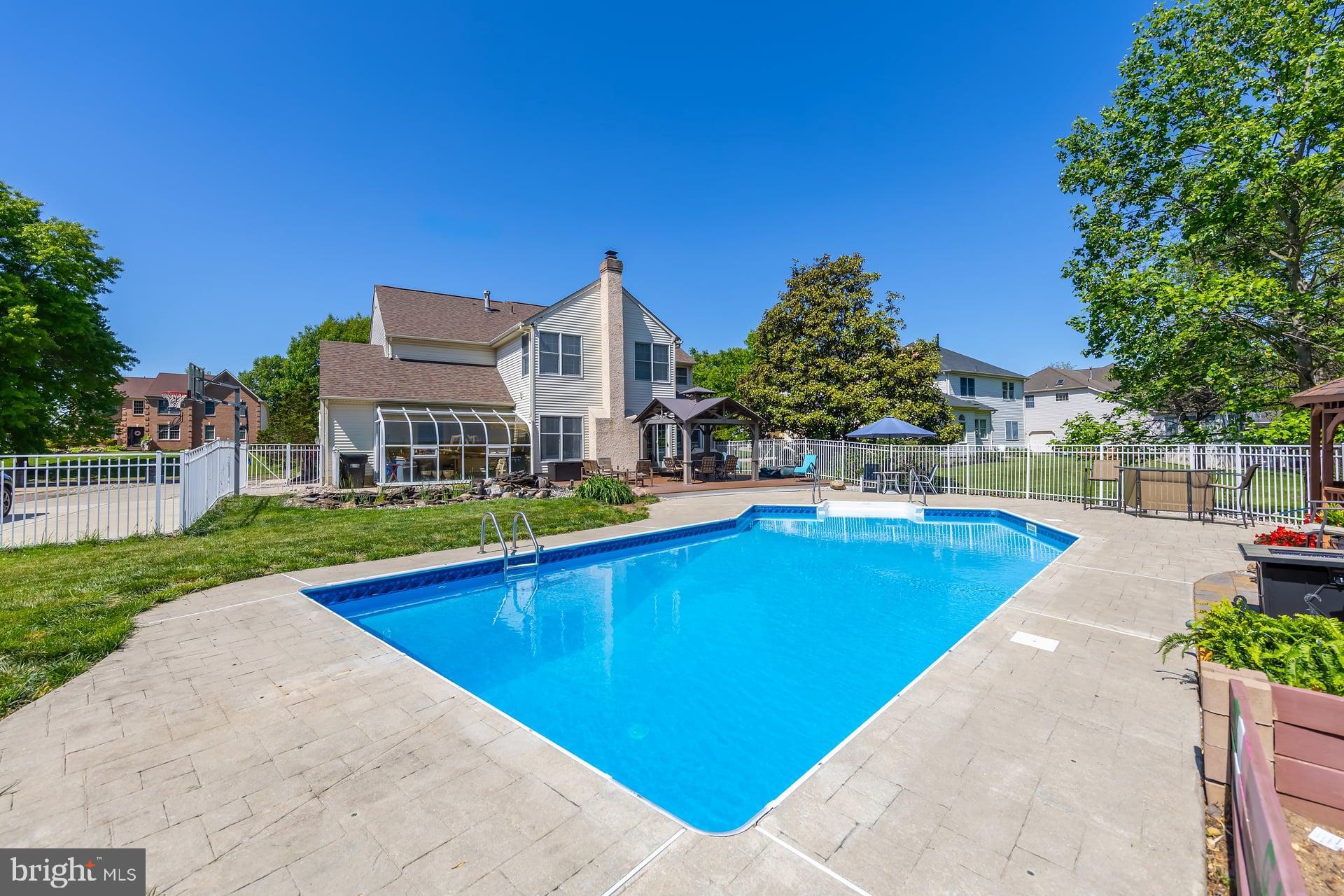 12 CLEARBROOK LANE
