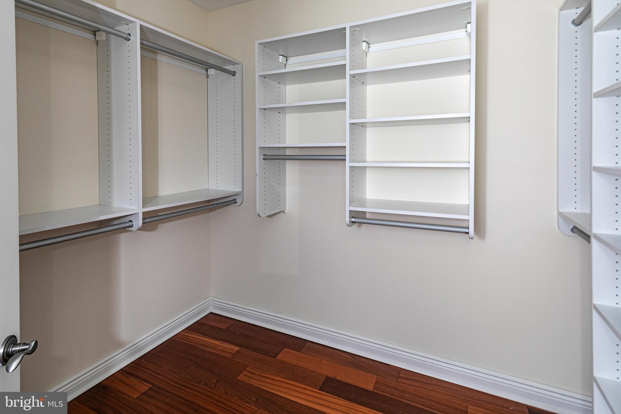 PALMER SQUARE - Residential