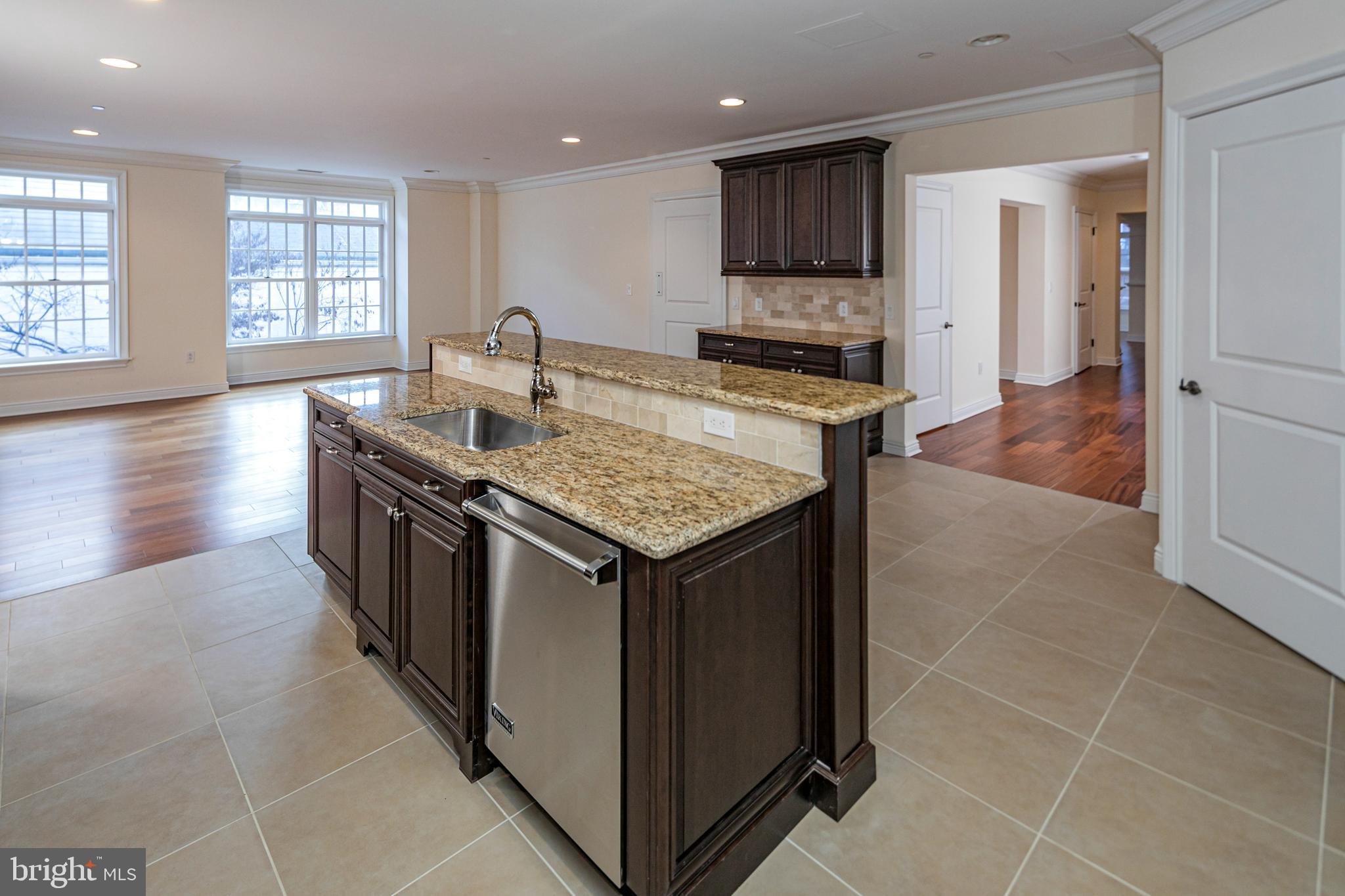 PALMER SQUARE - Residential