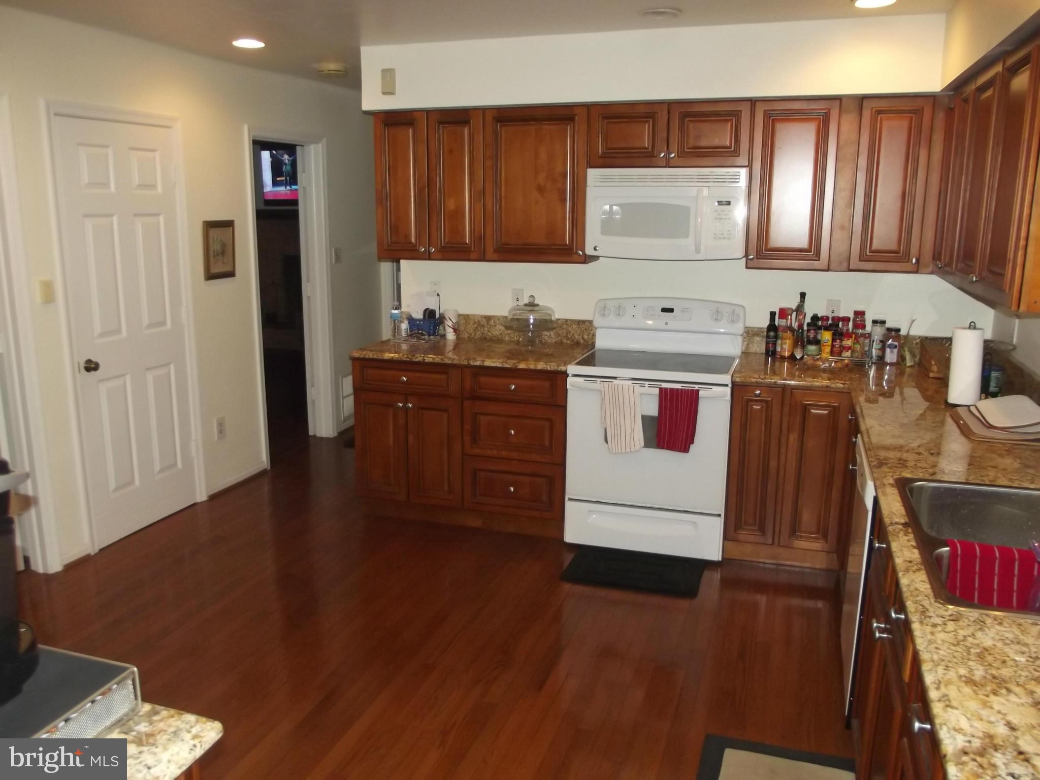 OLD BRIDGE ACRES - Residential Lease