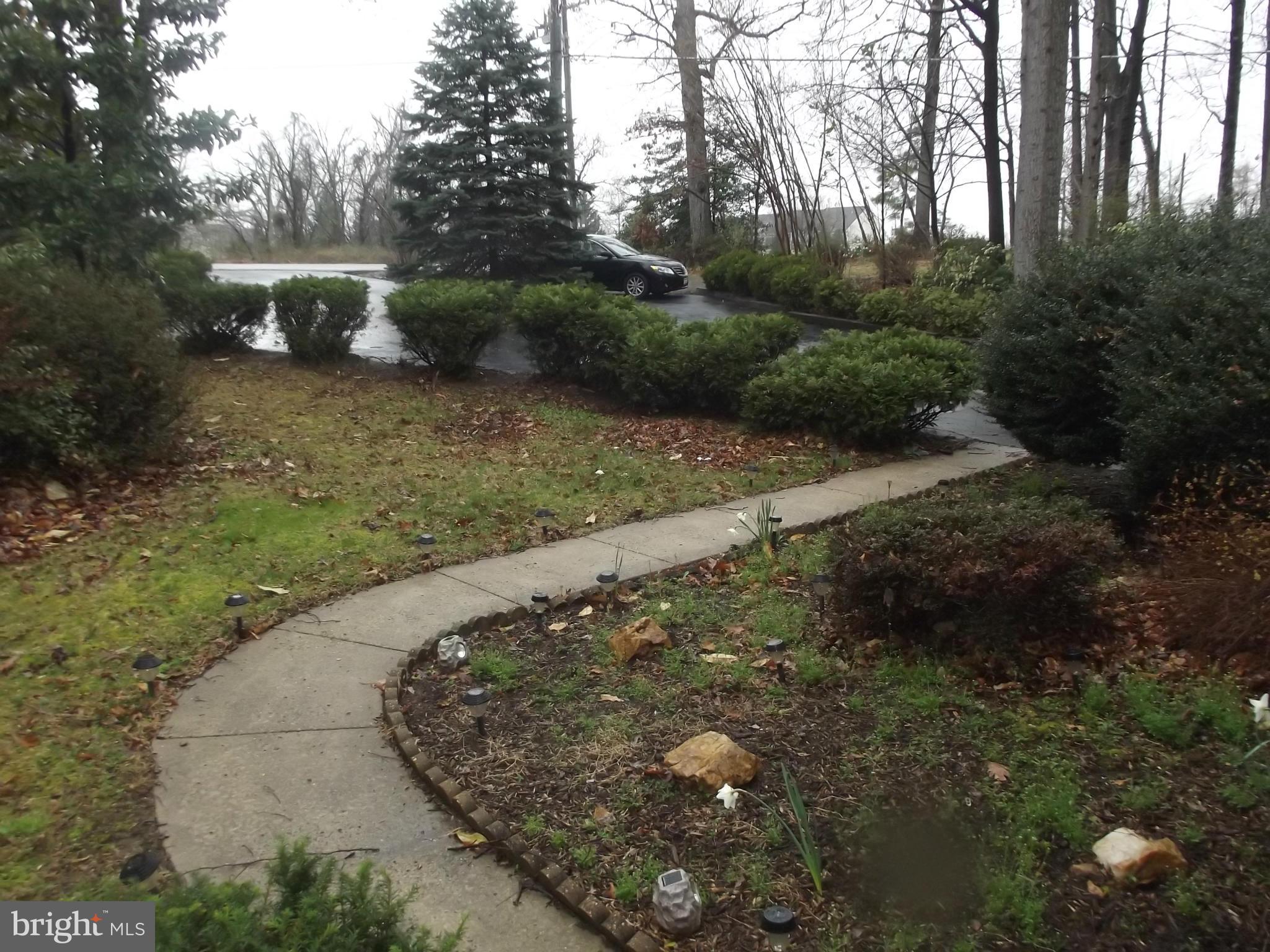 OLD BRIDGE ACRES - Residential Lease