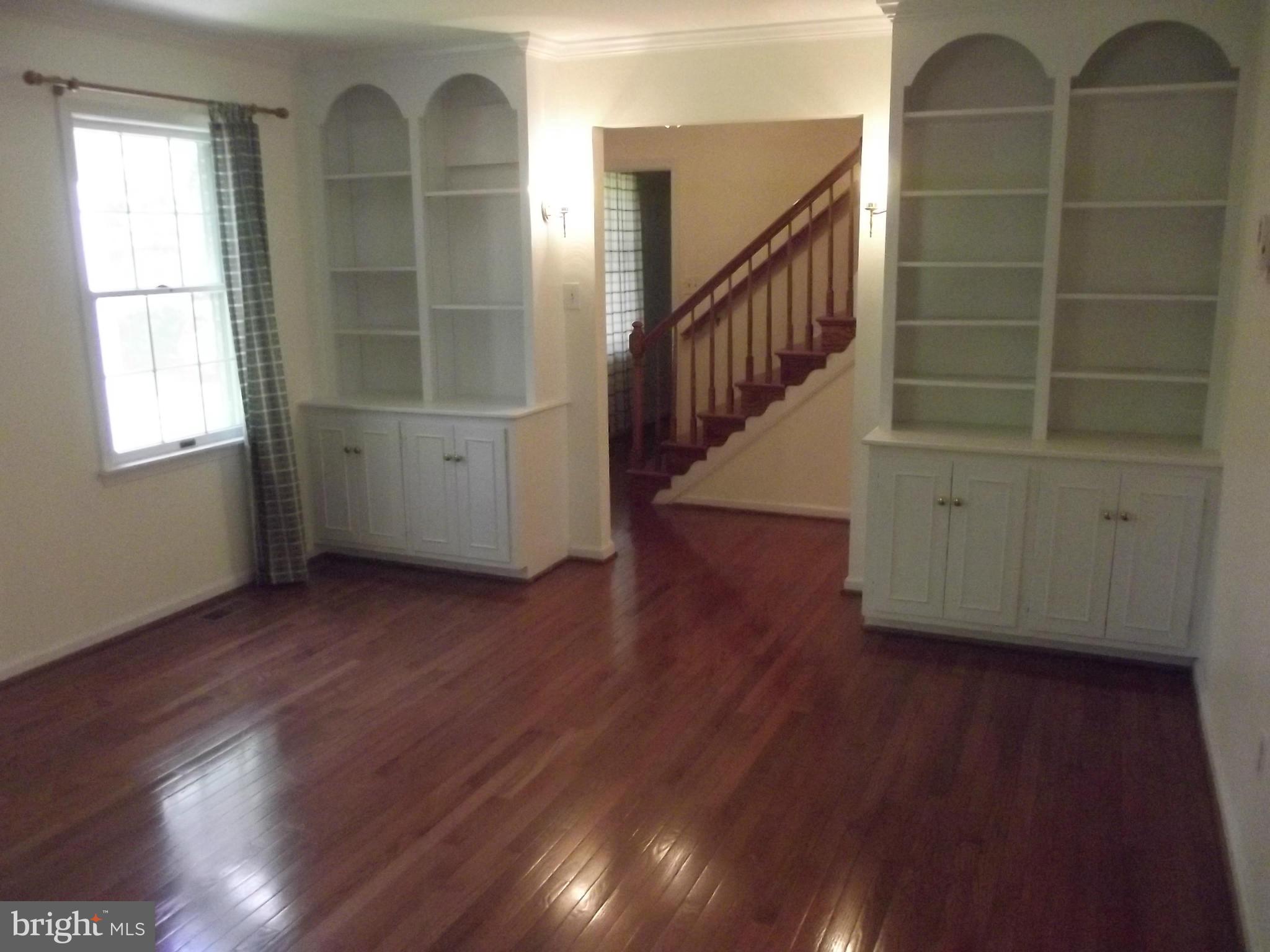 OLD BRIDGE ACRES - Residential Lease