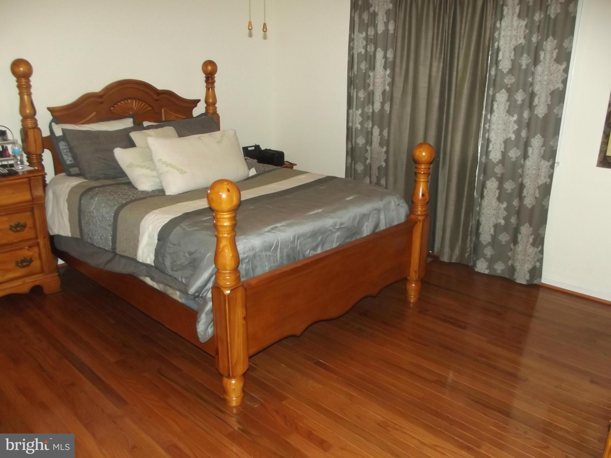 OLD BRIDGE ACRES - Residential Lease