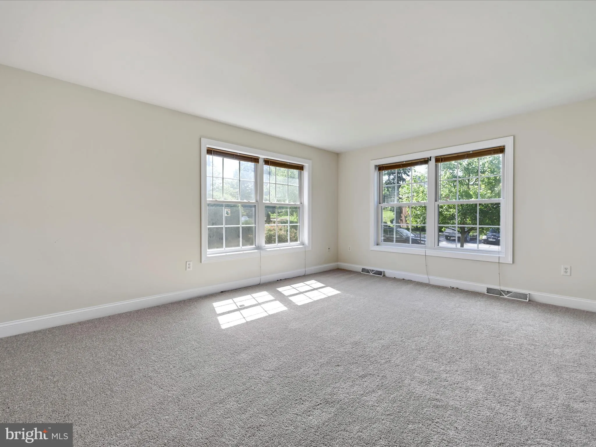 Leola, Pennsylvania 17540, United States, 3 Bedrooms Bedrooms, ,3 BathroomsBathrooms,Residential,Coming Soon,163554