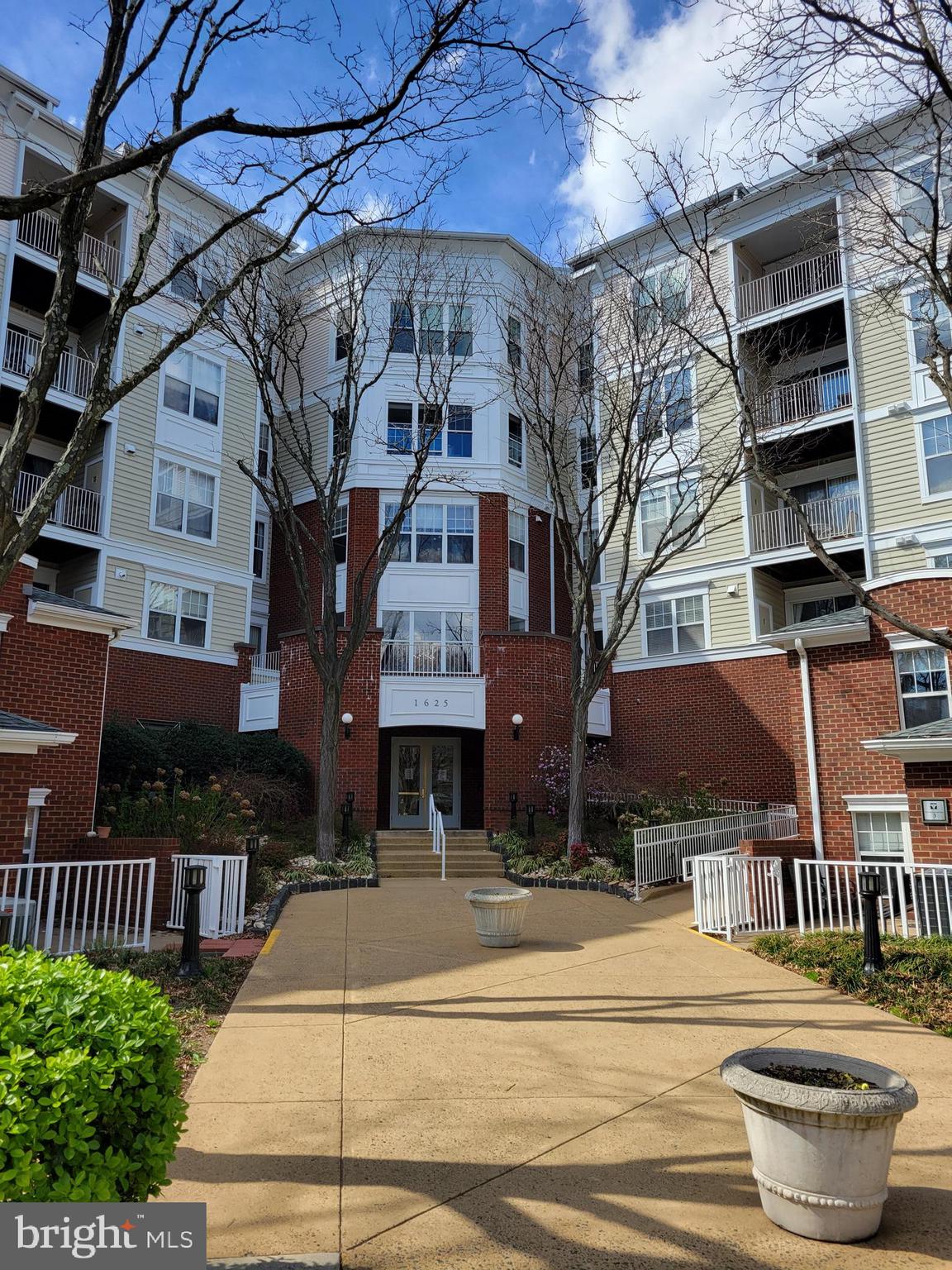 LILLIAN COURT AT TYSONS - Residential Lease