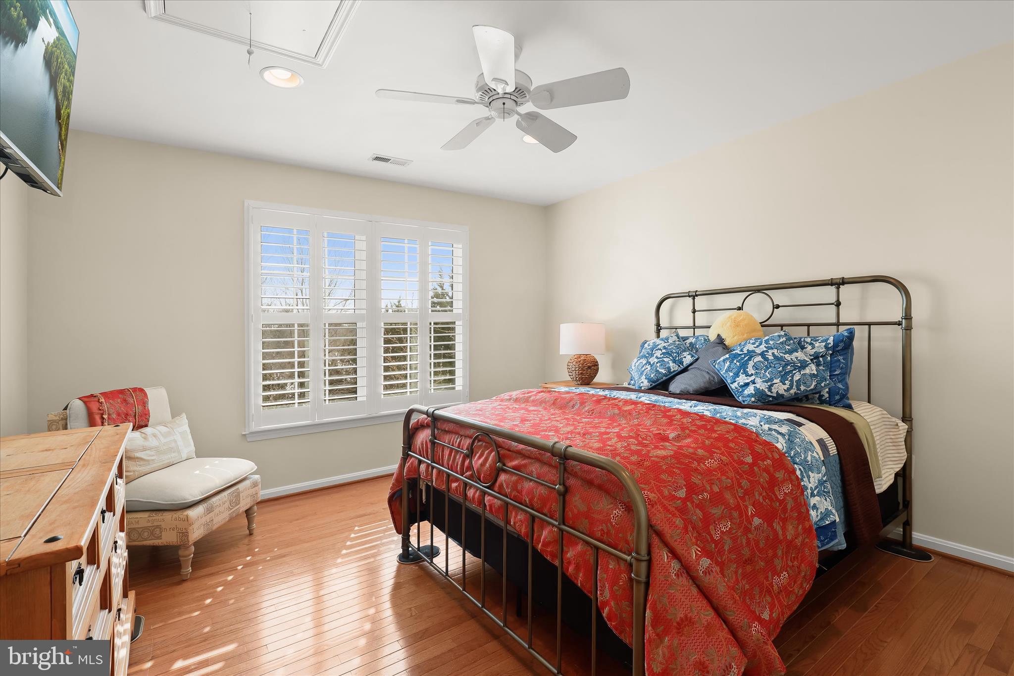 HUNTERBROOKE - Residential