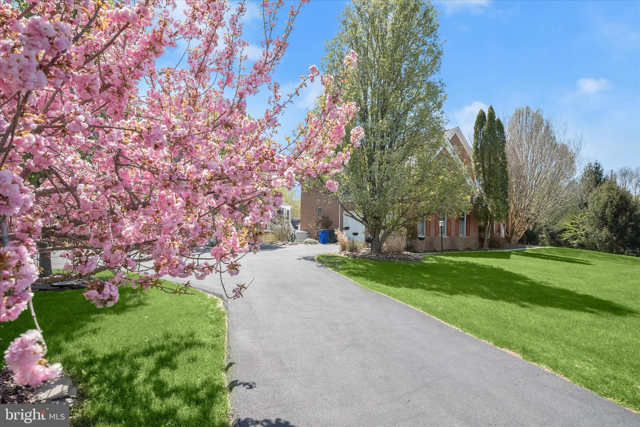 HUNTERBROOKE - Residential