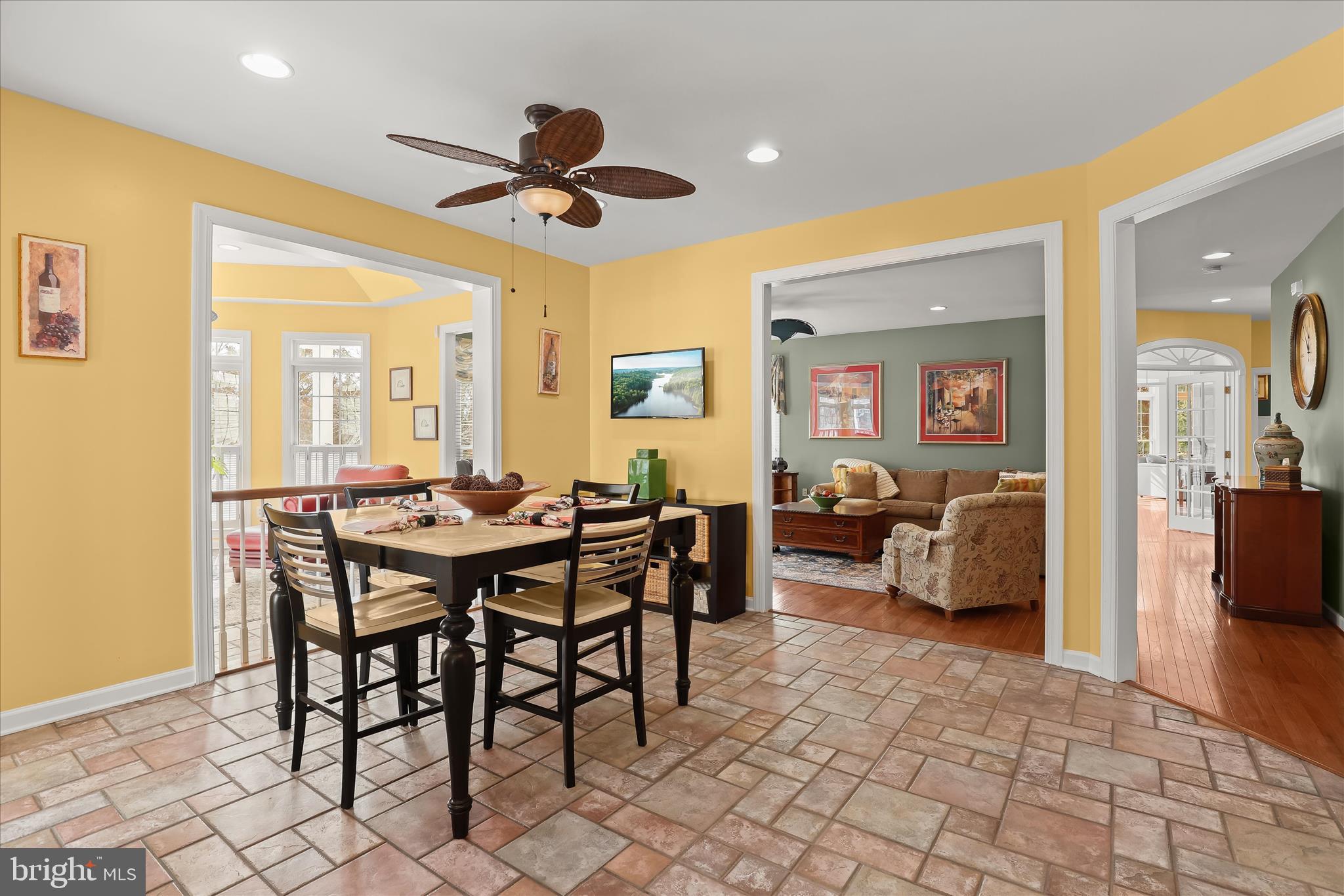 HUNTERBROOKE - Residential