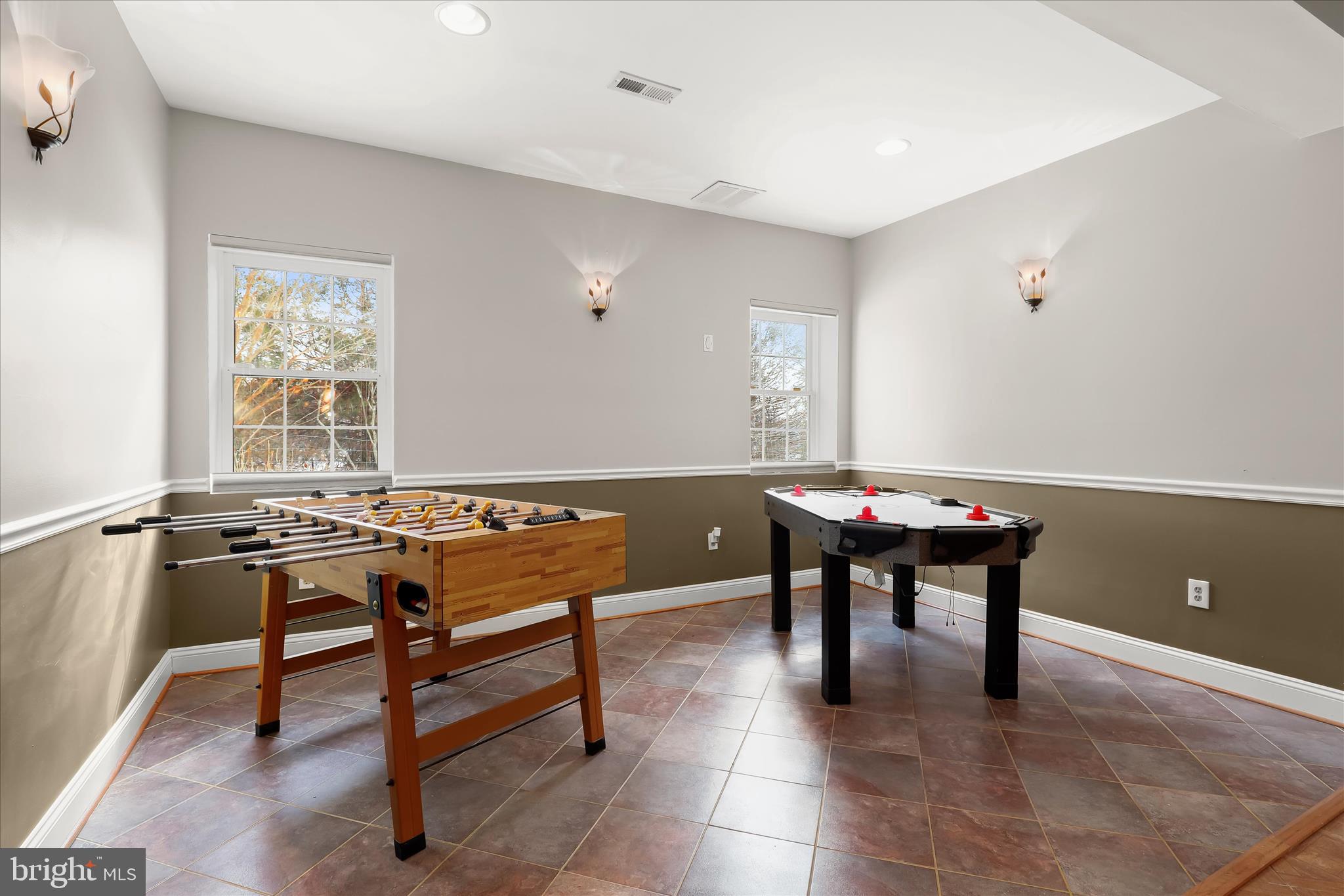 HUNTERBROOKE - Residential