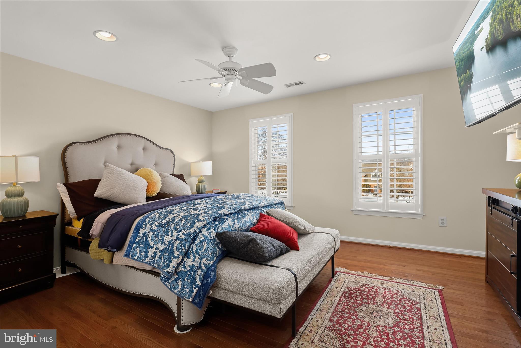 HUNTERBROOKE - Residential