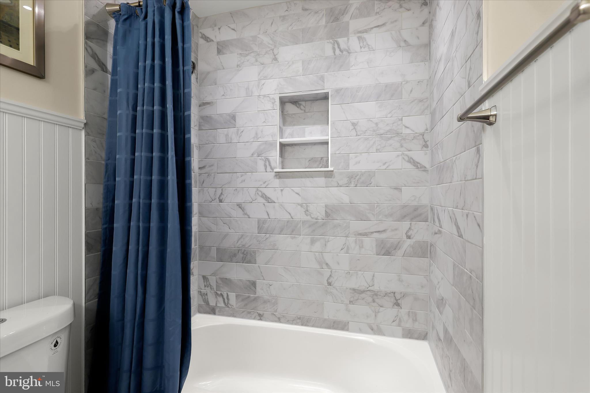 HUNTERBROOKE - Residential