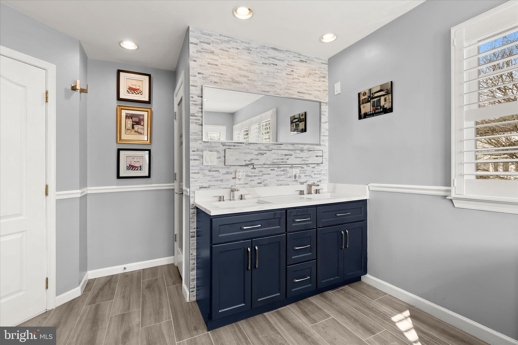 HUNTERBROOKE - Residential