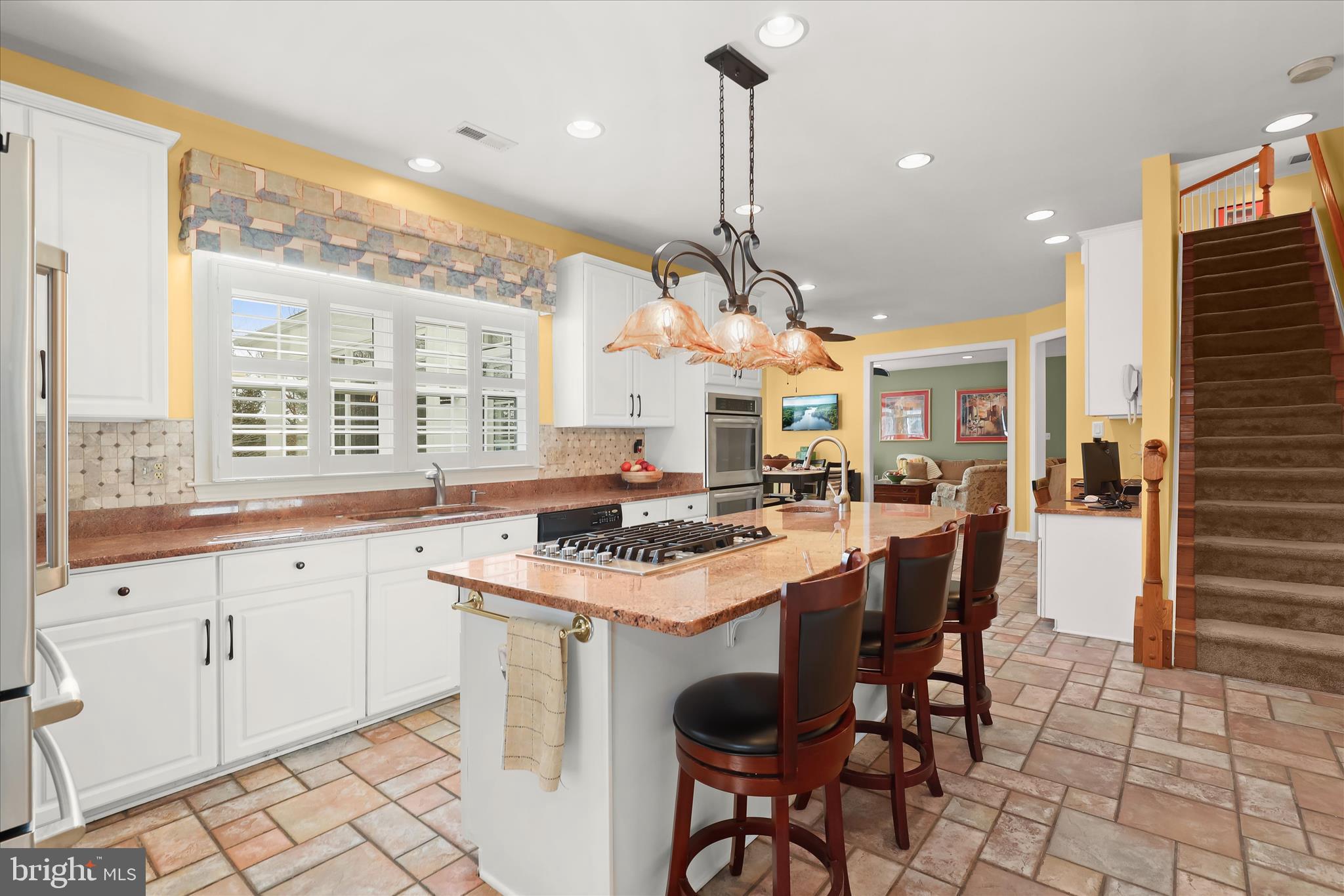 HUNTERBROOKE - Residential