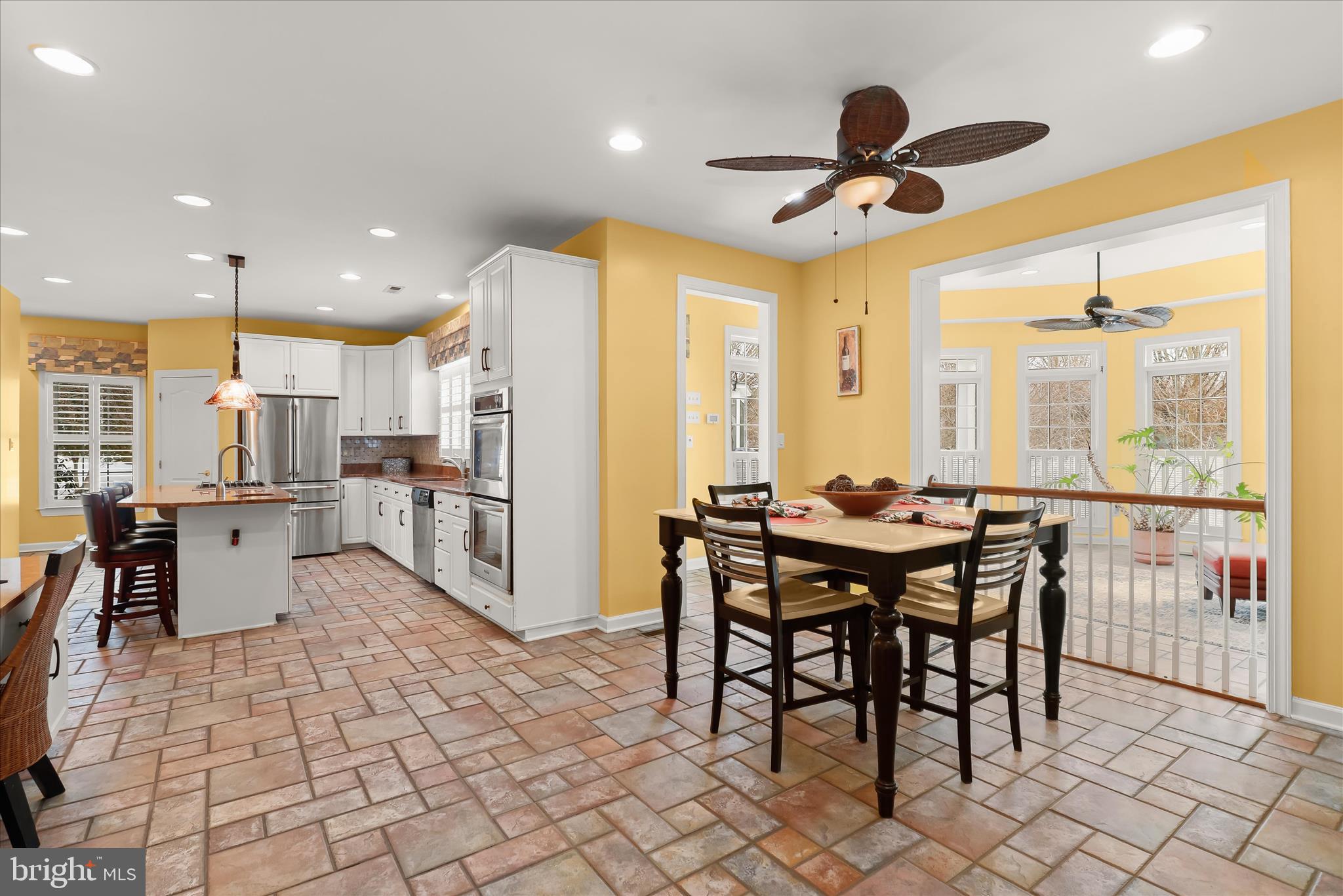 HUNTERBROOKE - Residential