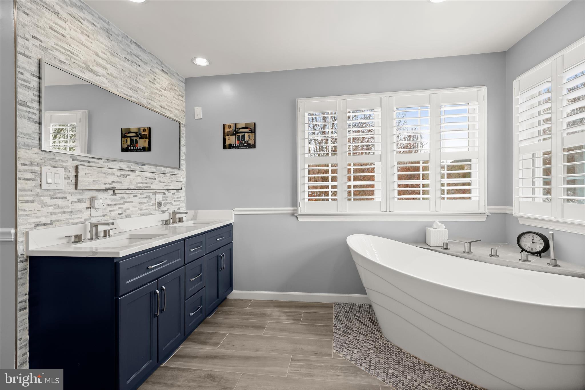 HUNTERBROOKE - Residential