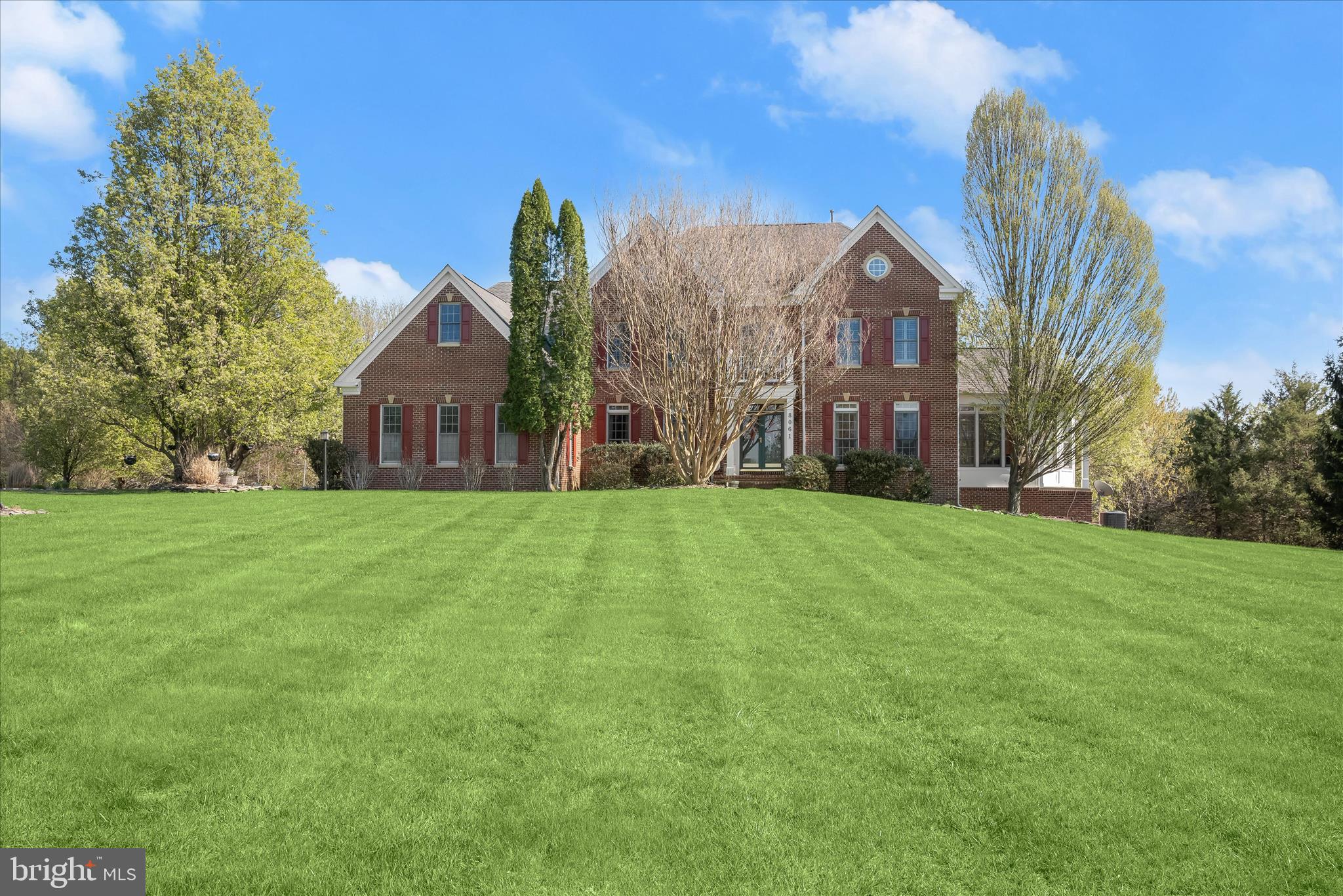 HUNTERBROOKE - Residential