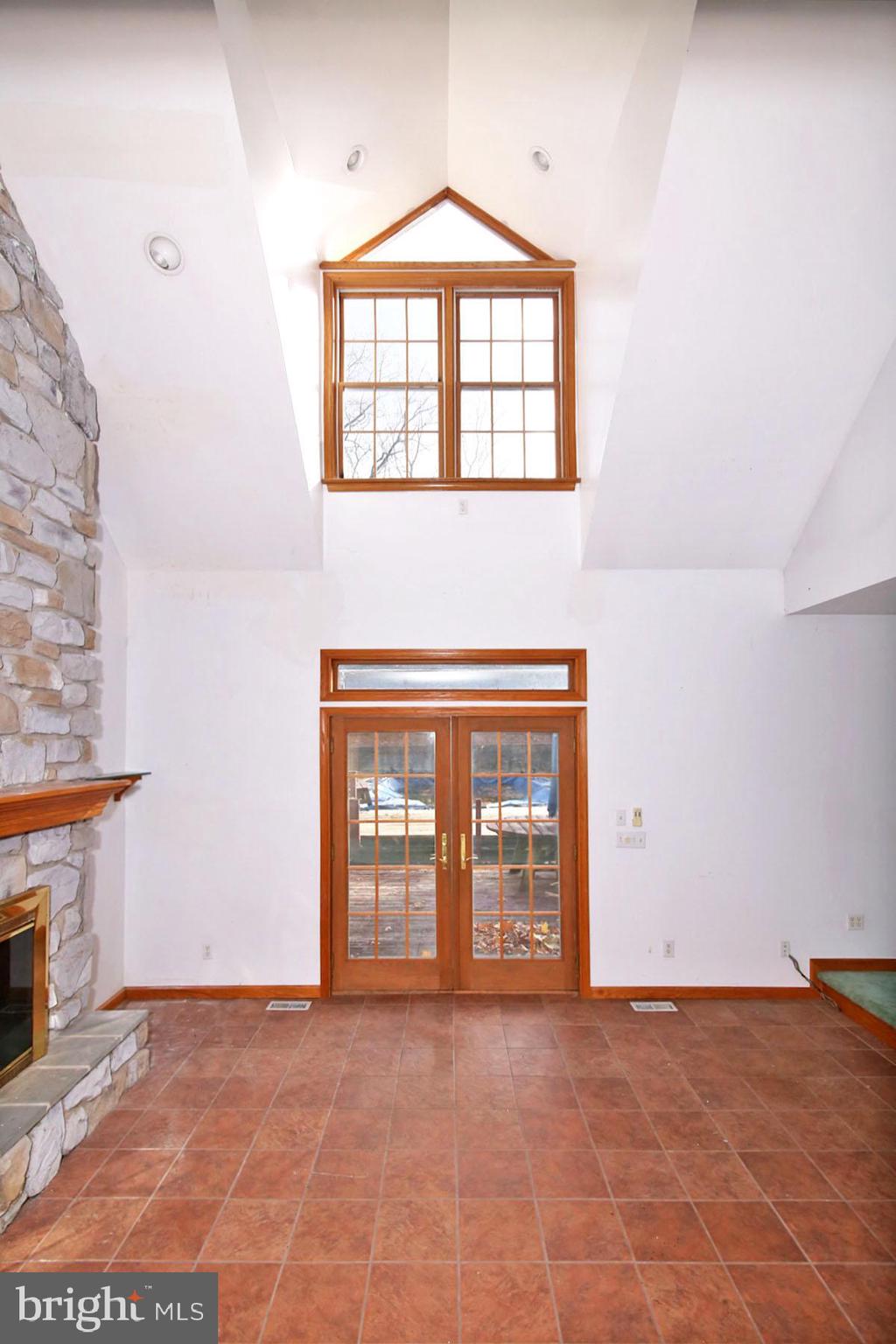 HILLTOP ESTATES AREA - Residential