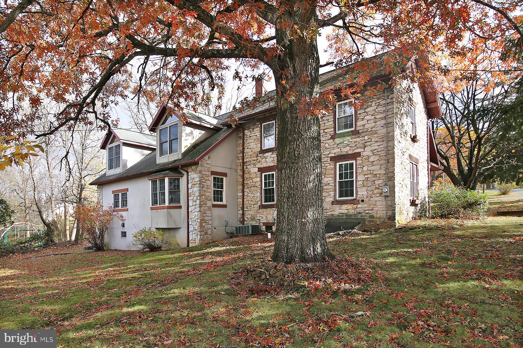 HILLTOP ESTATES AREA - Residential