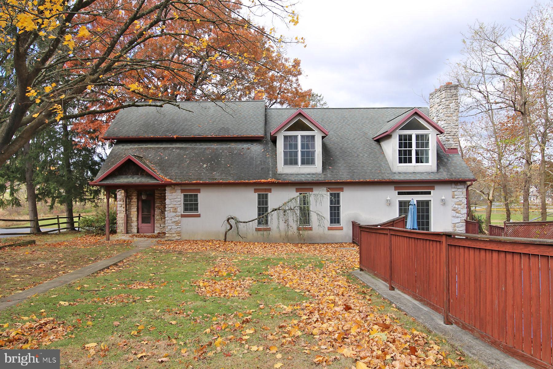 HILLTOP ESTATES AREA - Residential