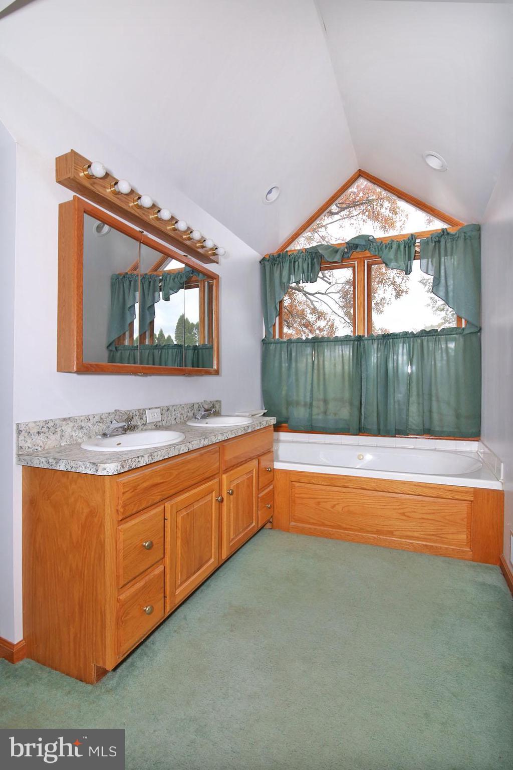 HILLTOP ESTATES AREA - Residential