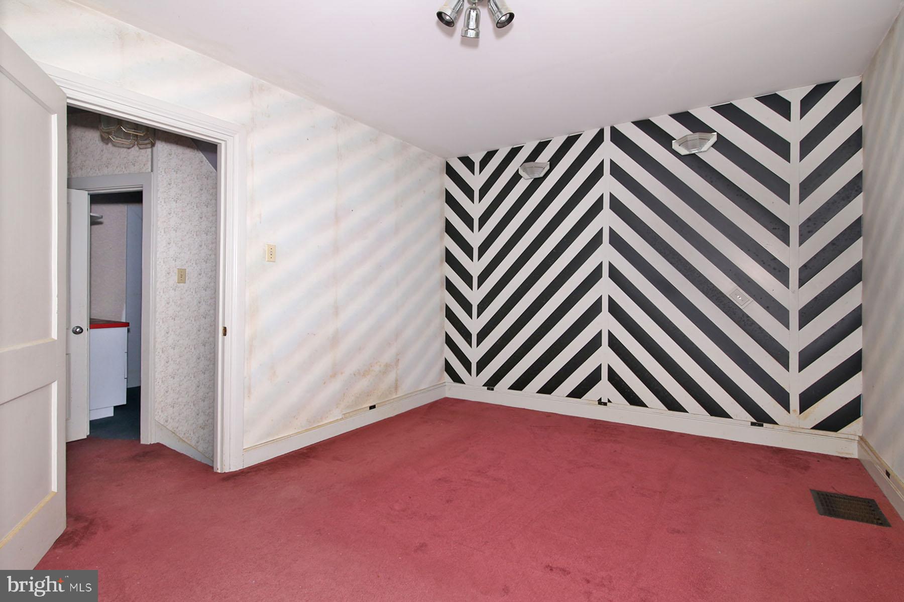 HILLTOP ESTATES AREA - Residential