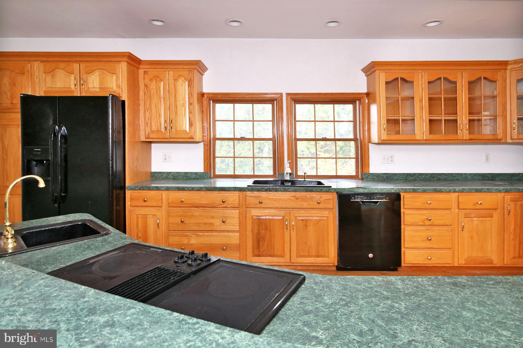 HILLTOP ESTATES AREA - Residential