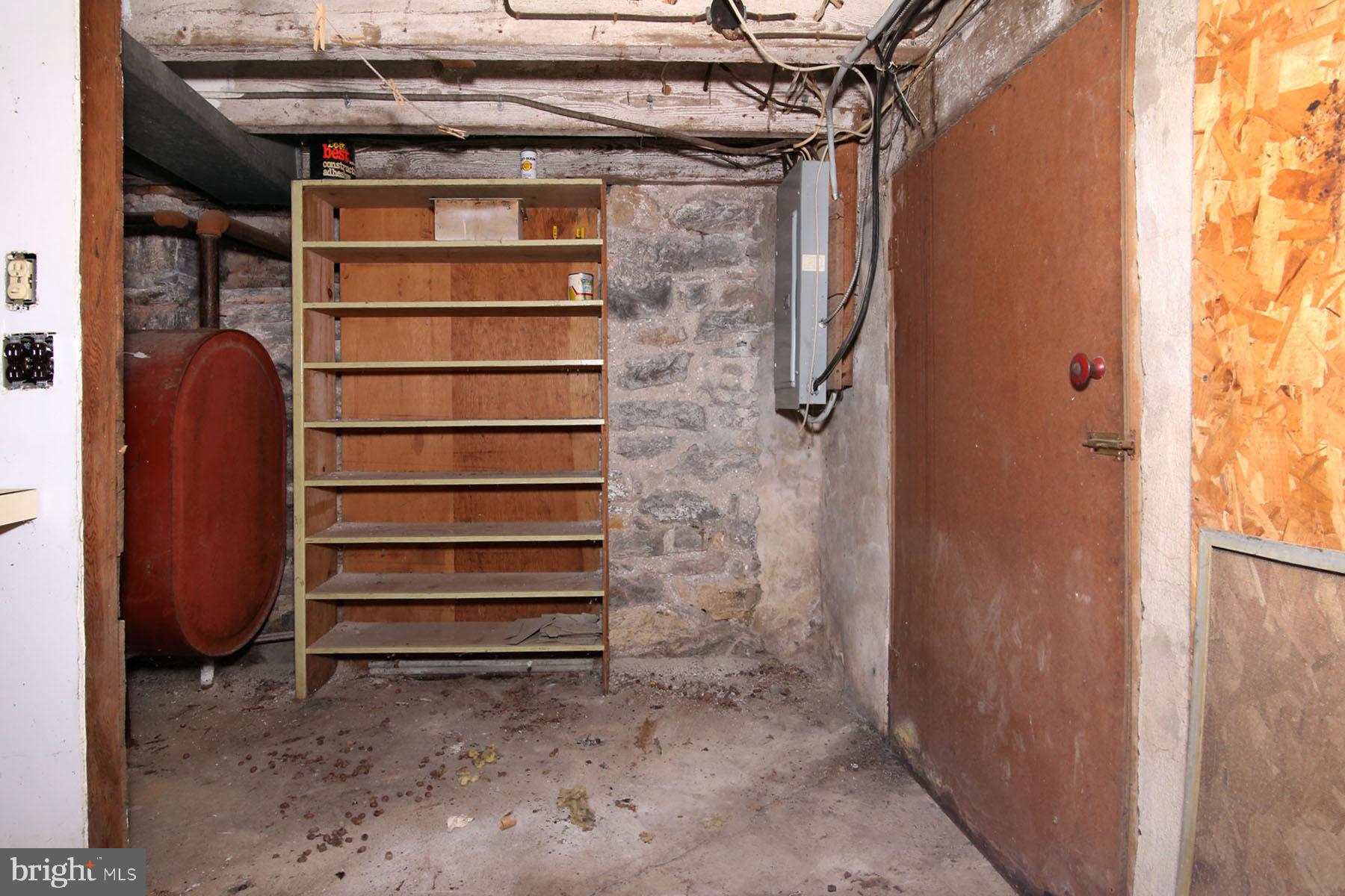 HILLTOP ESTATES AREA - Residential