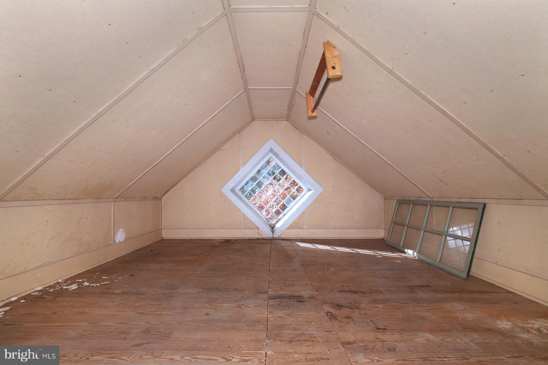 HILLTOP ESTATES AREA - Residential